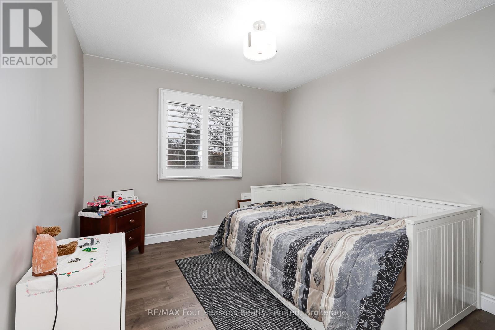 218 DATAS DRIVE - 25