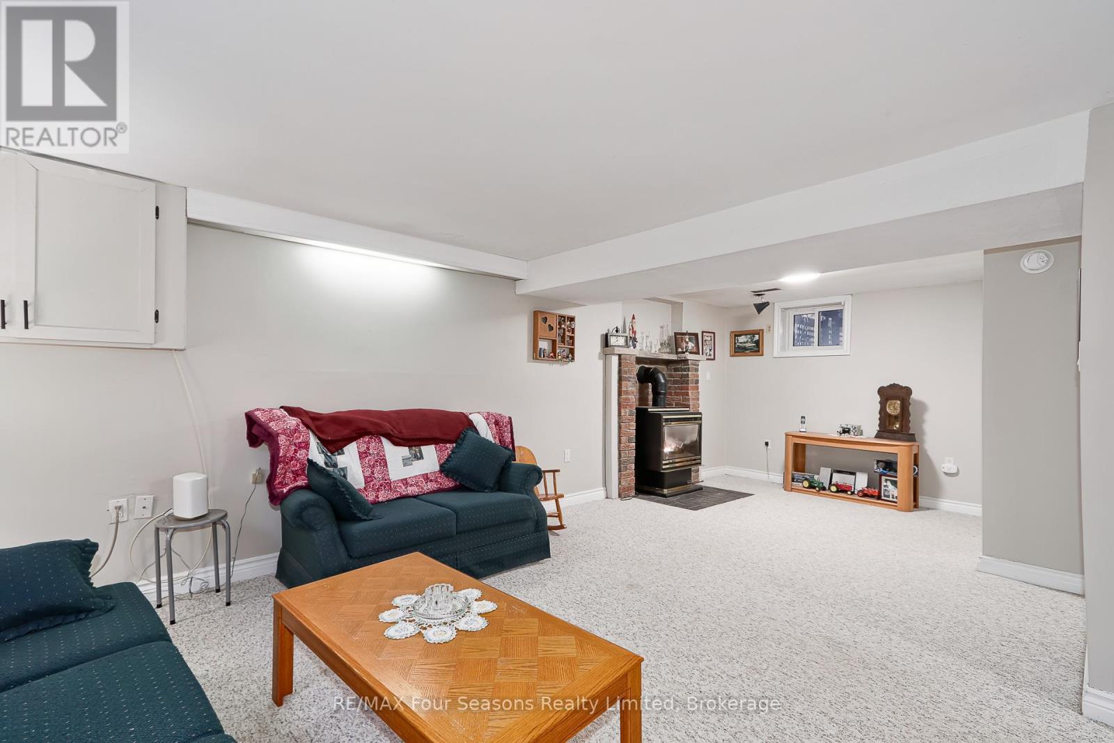 218 DATAS DRIVE - 27