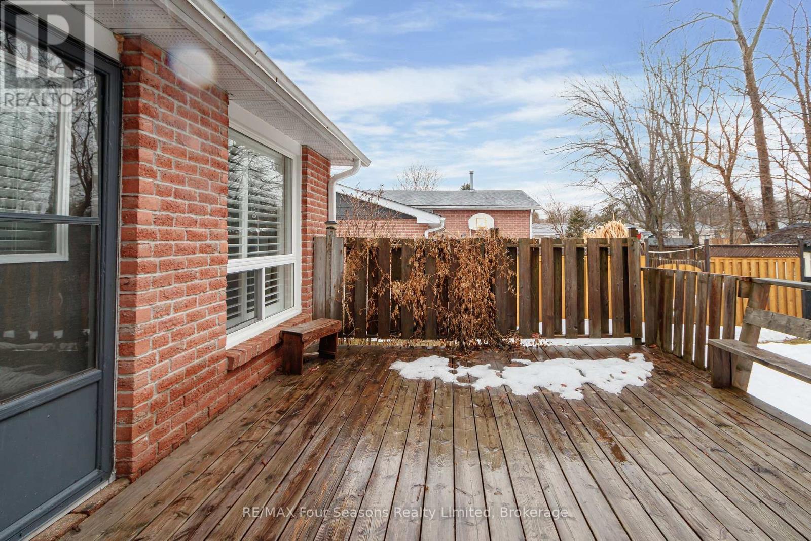 218 DATAS DRIVE — photo 40