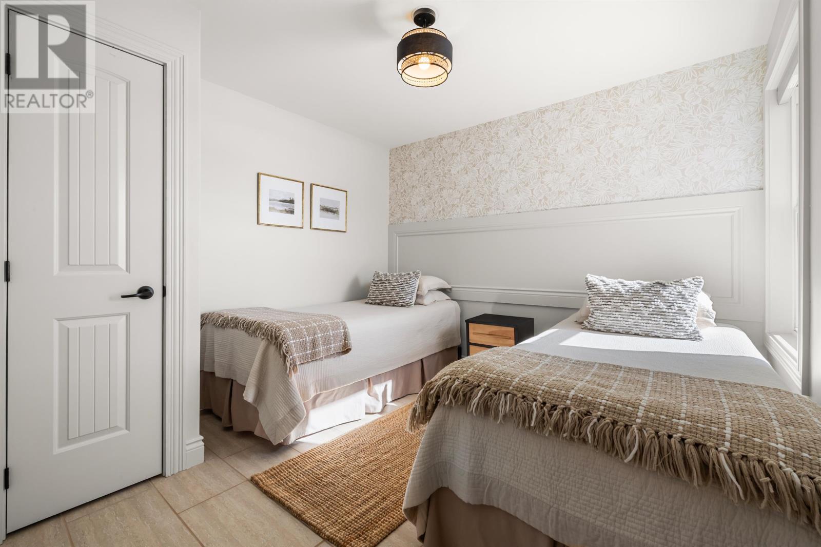 38-102 SCHOOLHOUSE LANE - 21