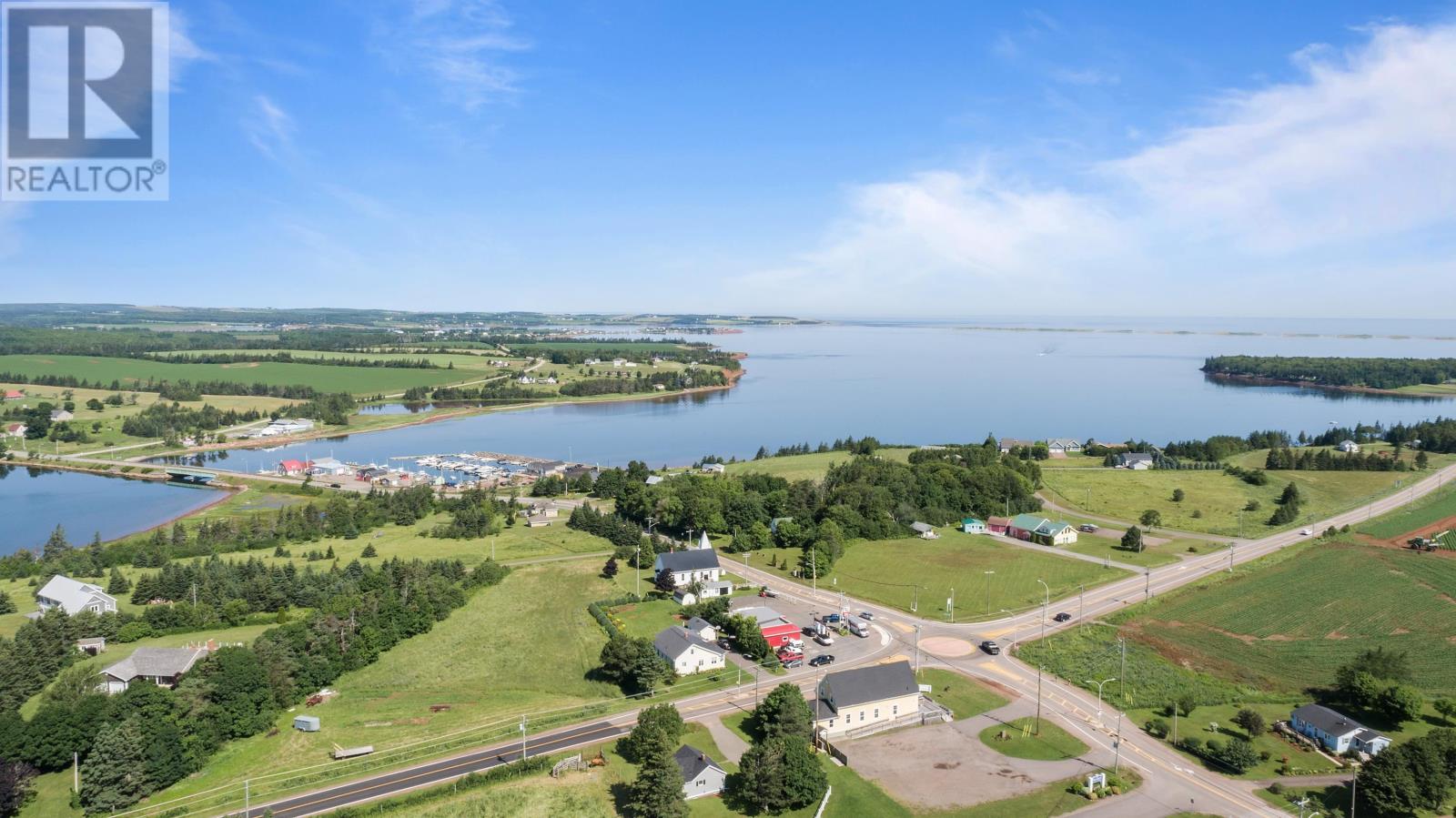 38-102 SCHOOLHOUSE LANE - 36