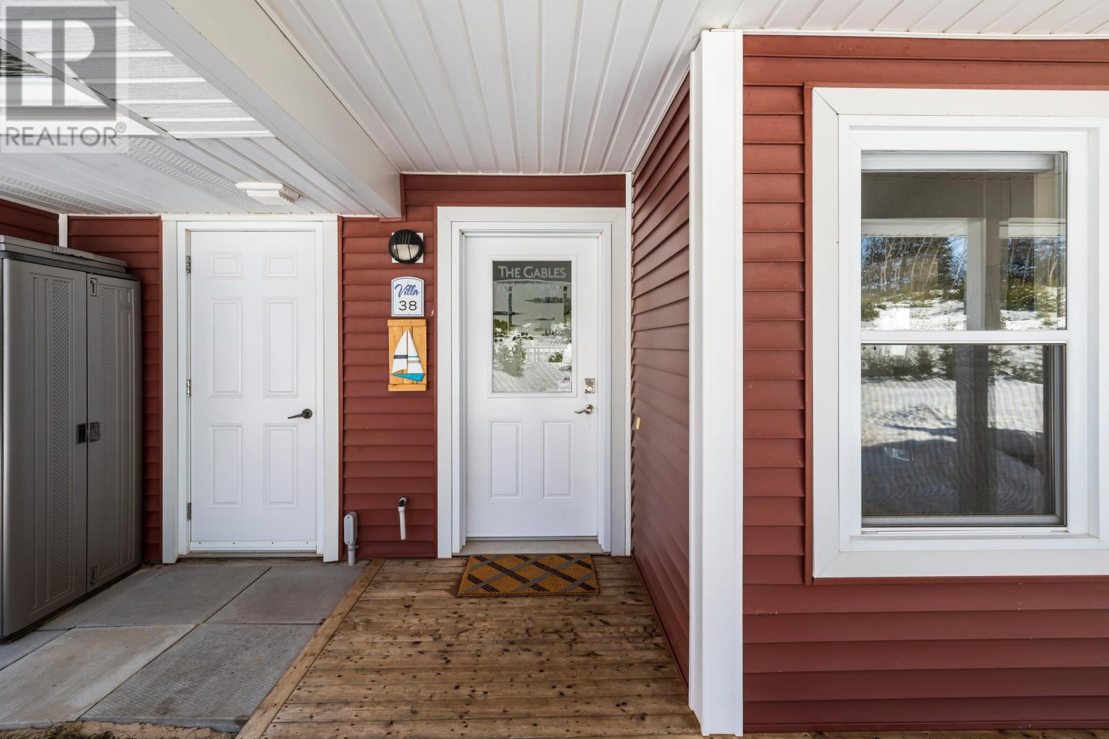 38-102 SCHOOLHOUSE LANE - 7