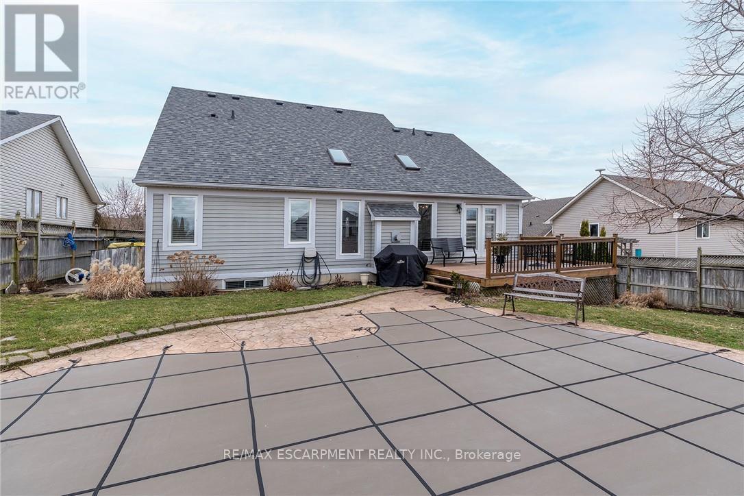 4021 MOUNTAIN STREET — photo 30