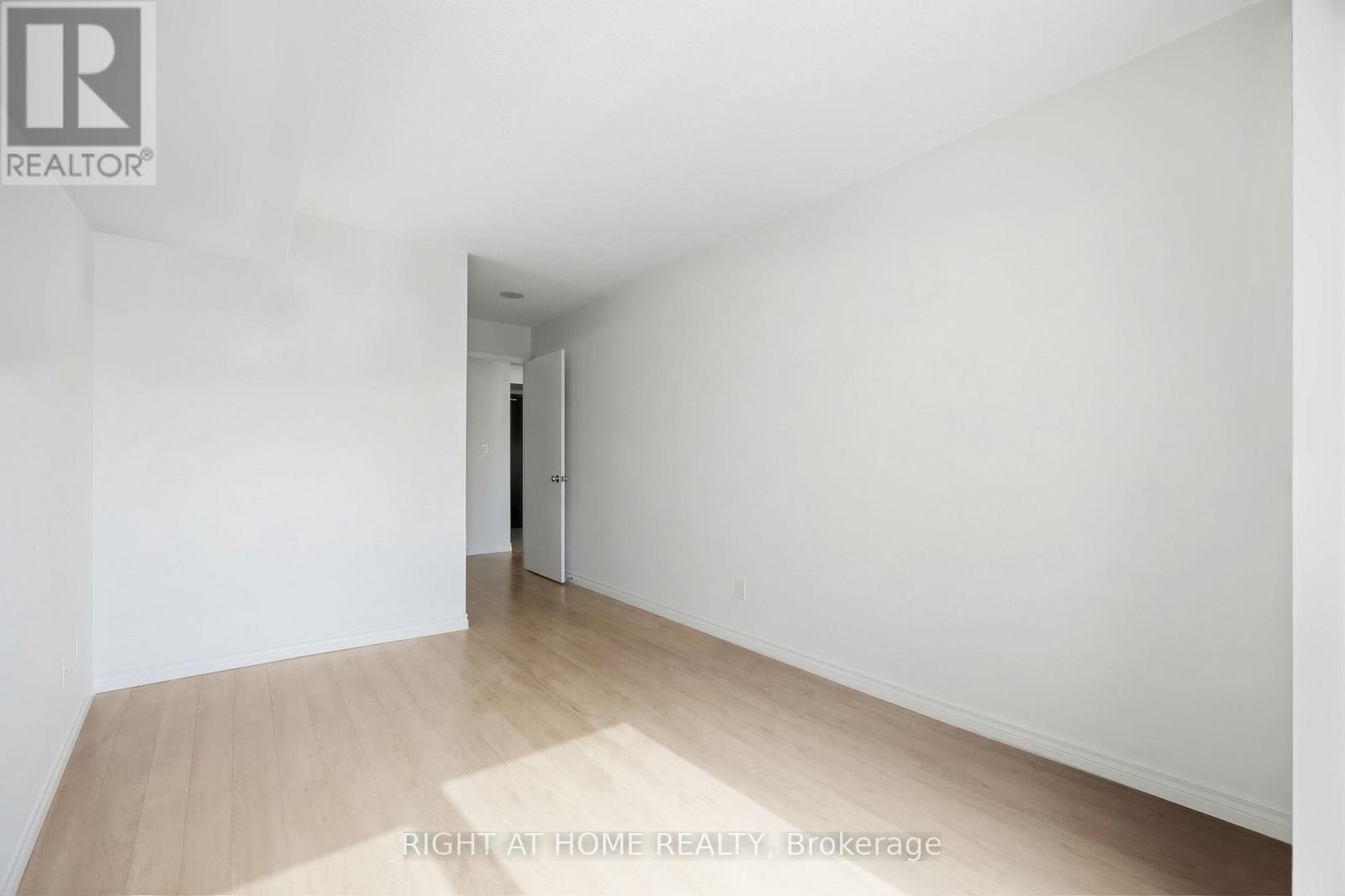 #4106 210 VICTORIA STREET - 14