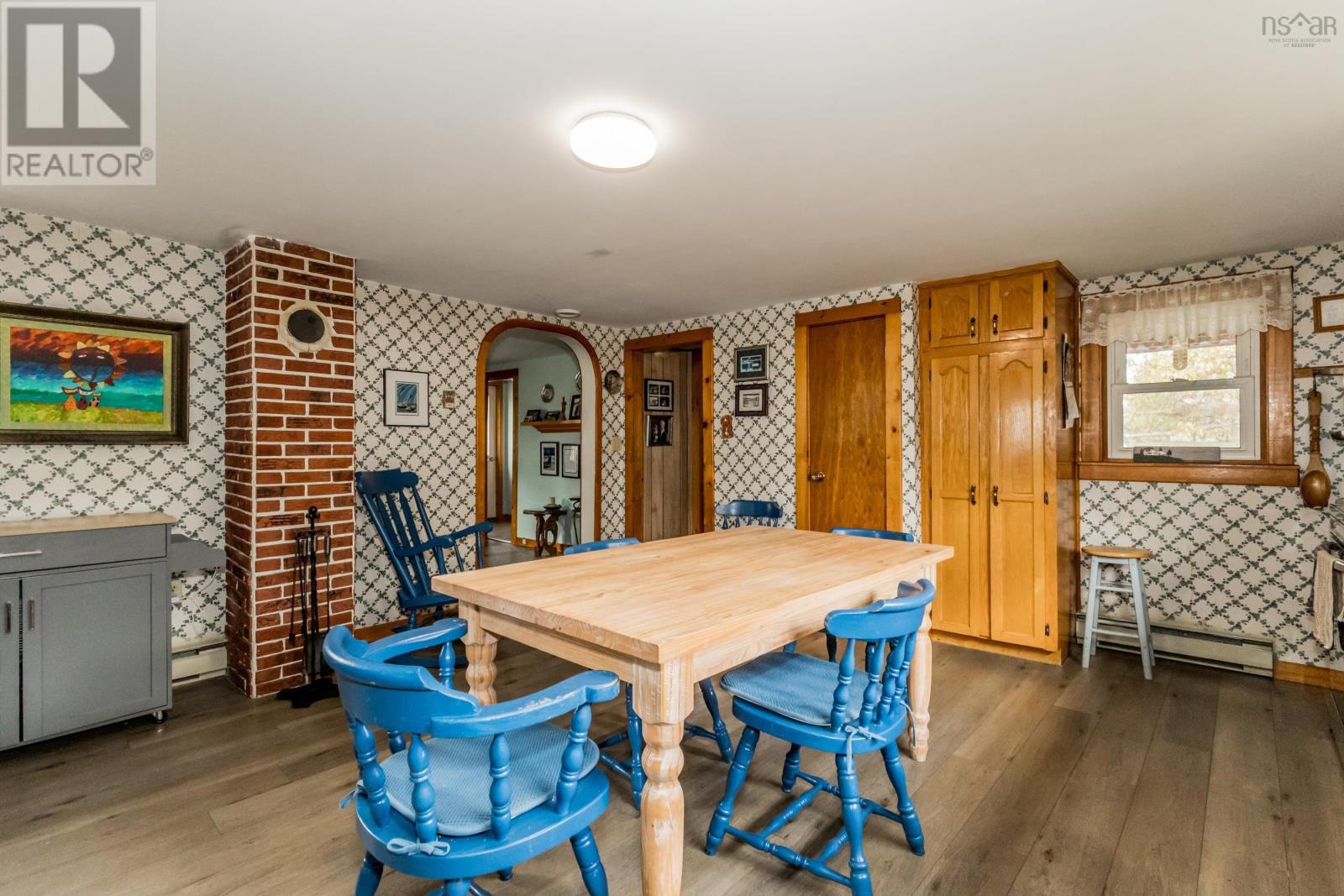 Property 24 of 50 of 1546 Spurr Road