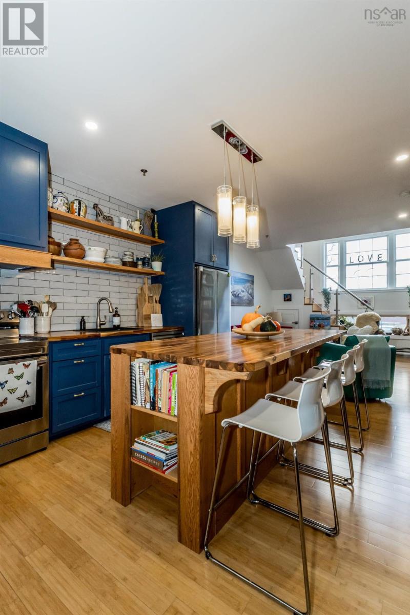 Property 26 of 39 of 204 151 Ritchie Street