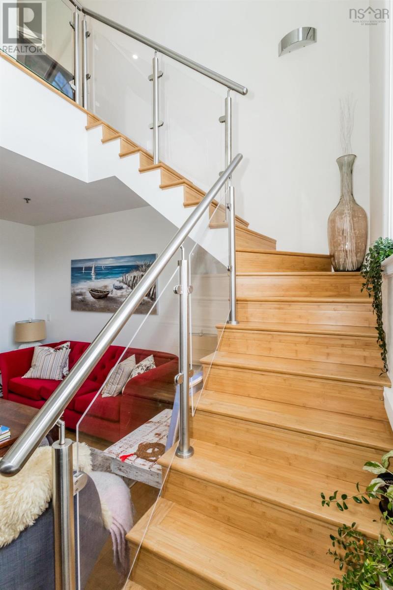 Property 19 of 39 of 204 151 Ritchie Street