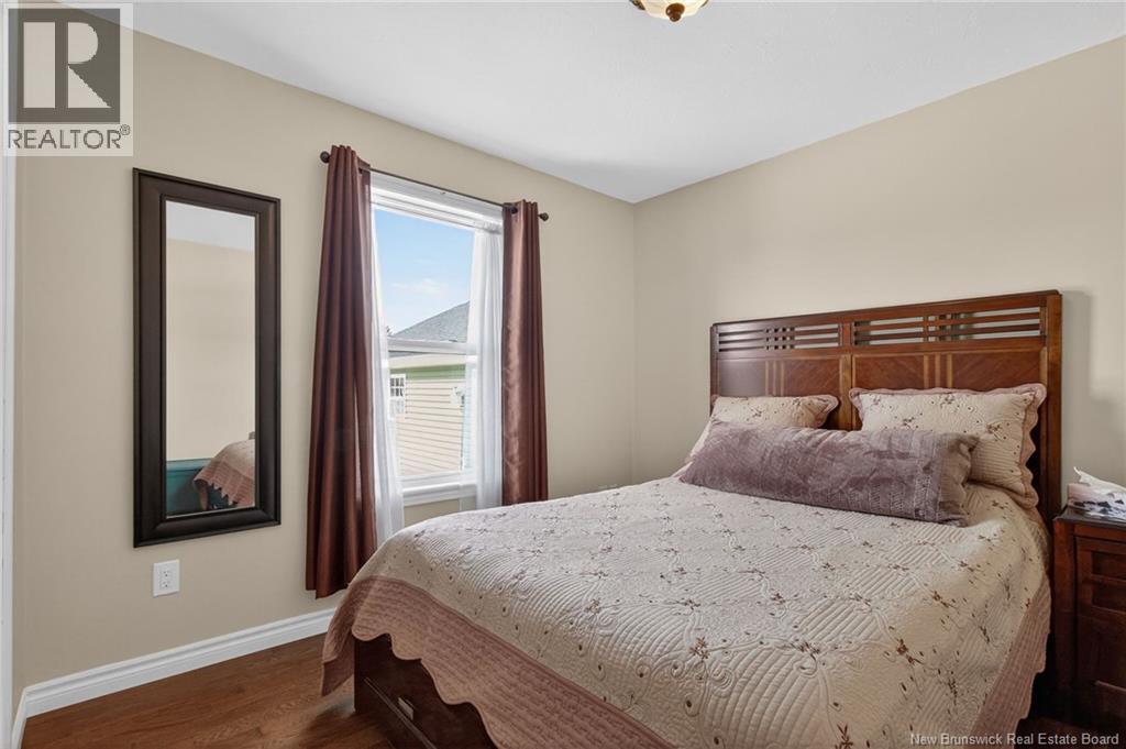 26 Fieldside Drive - 28