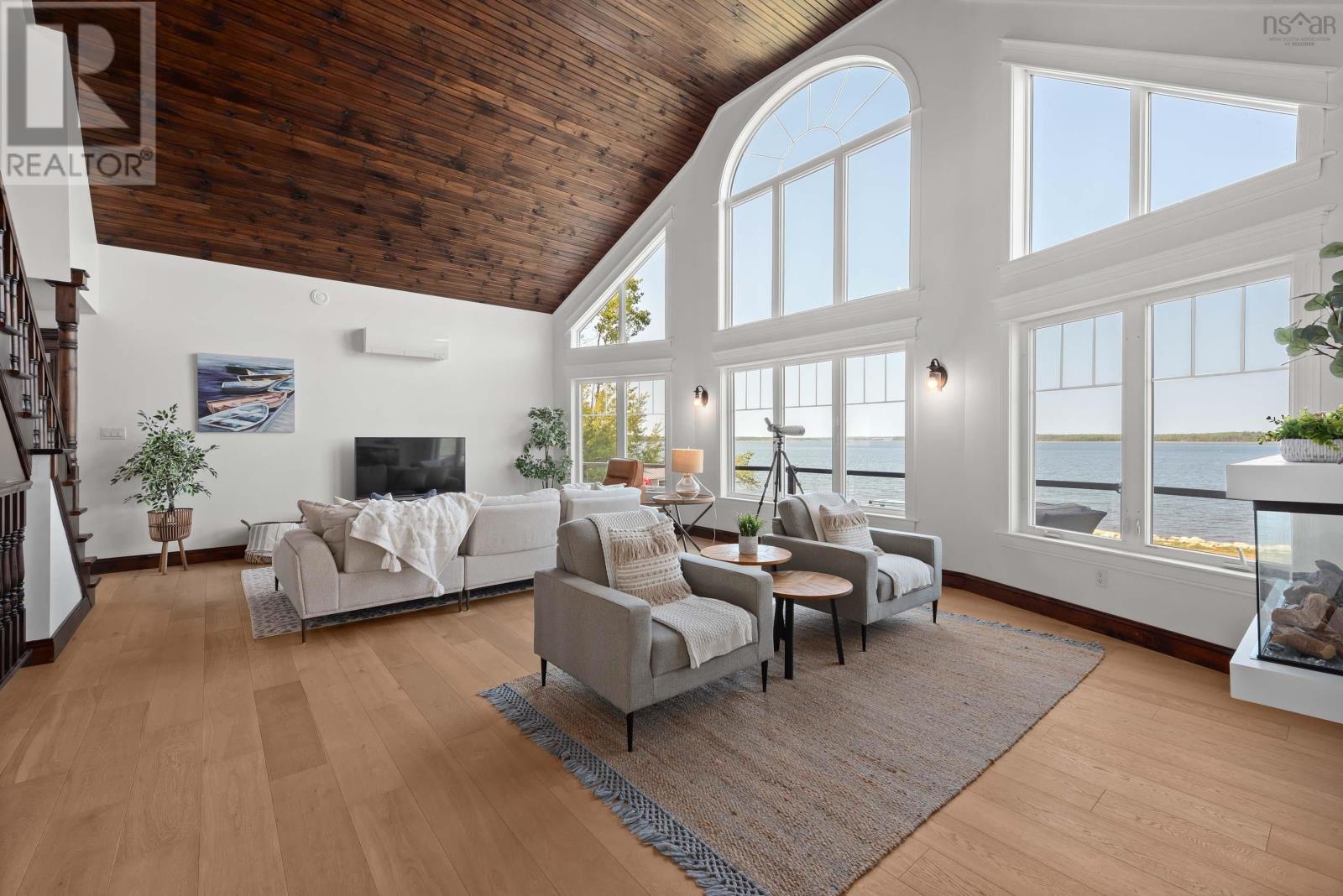 Property 3 of 49 of 13573 Highway 6