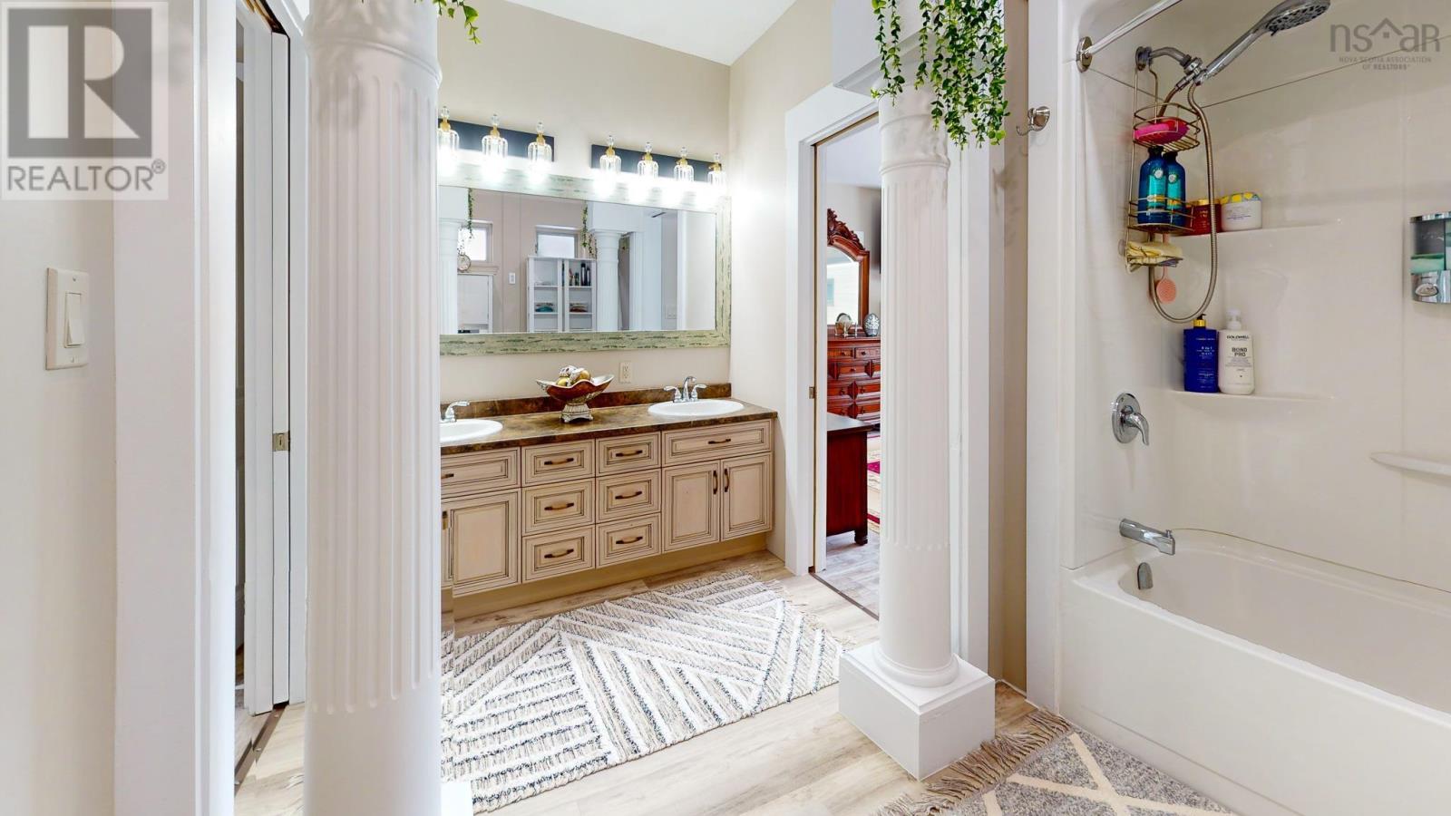 Property 34 of 49 of 31 Falcon Drive