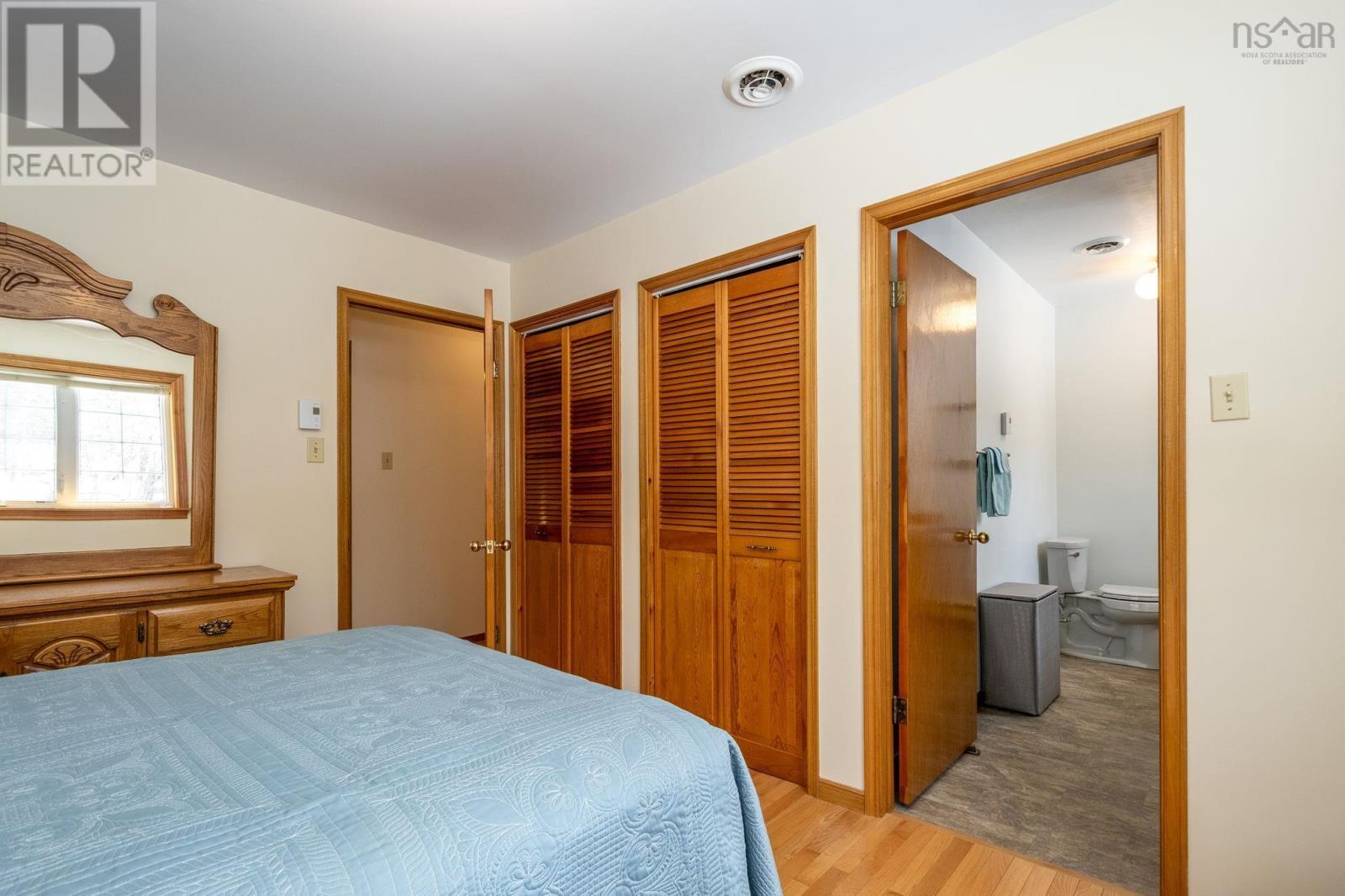 Property 10 of 50 of 33 Oak Island Road