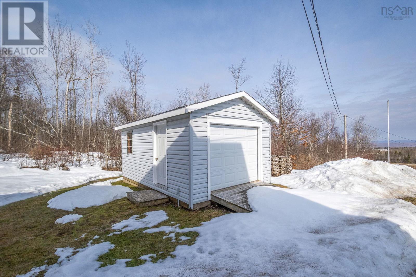 Property 44 of 50 of 33 Oak Island Road