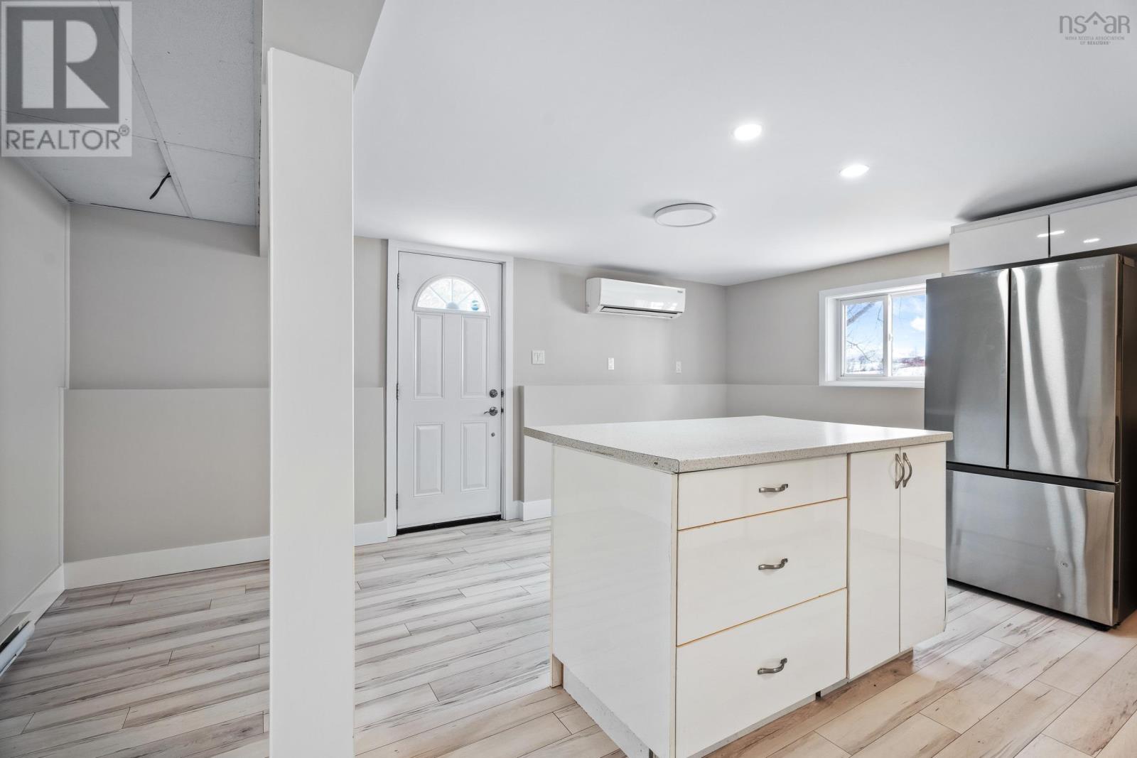 Property 26 of 49 of 1031 Wentworth Road