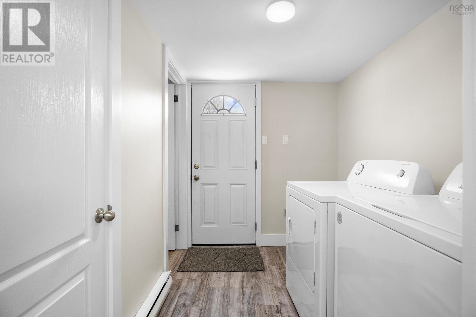 Property 7 of 49 of 1031 Wentworth Road