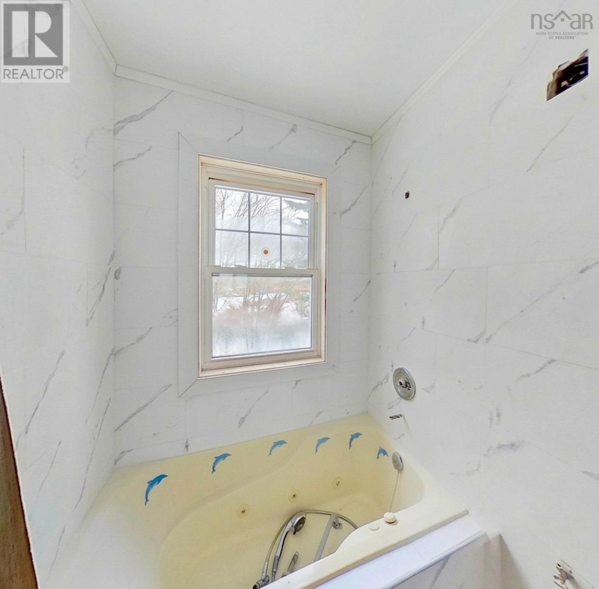 Property 25 of 29 of 60 Thornhill Drive