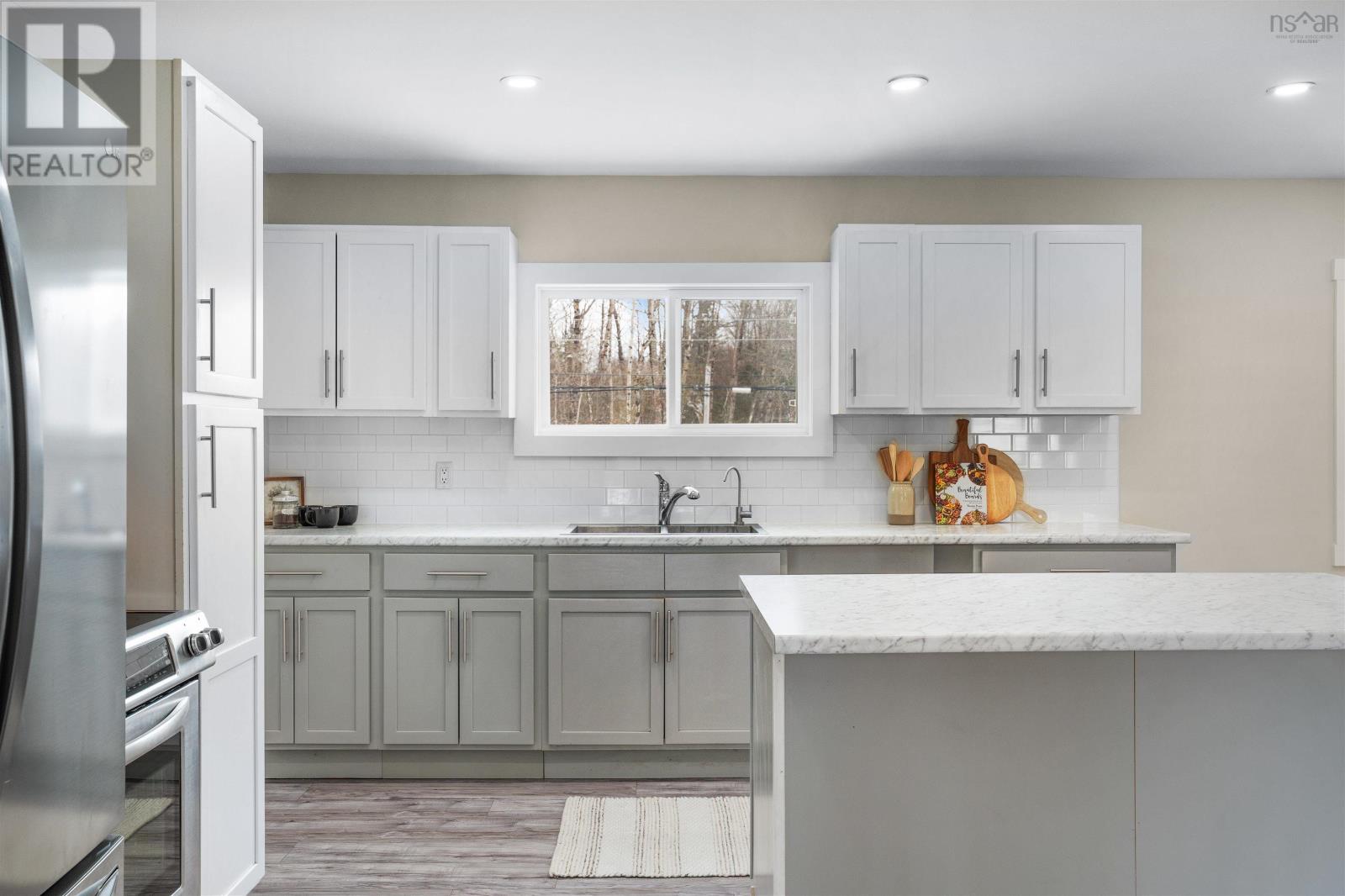 Property 36 of 49 of 1031 Wentworth Road