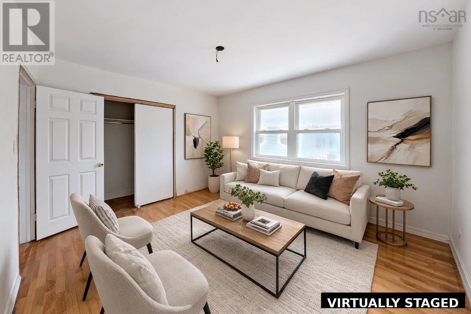 Property 22 of 29 of 60 Thornhill Drive