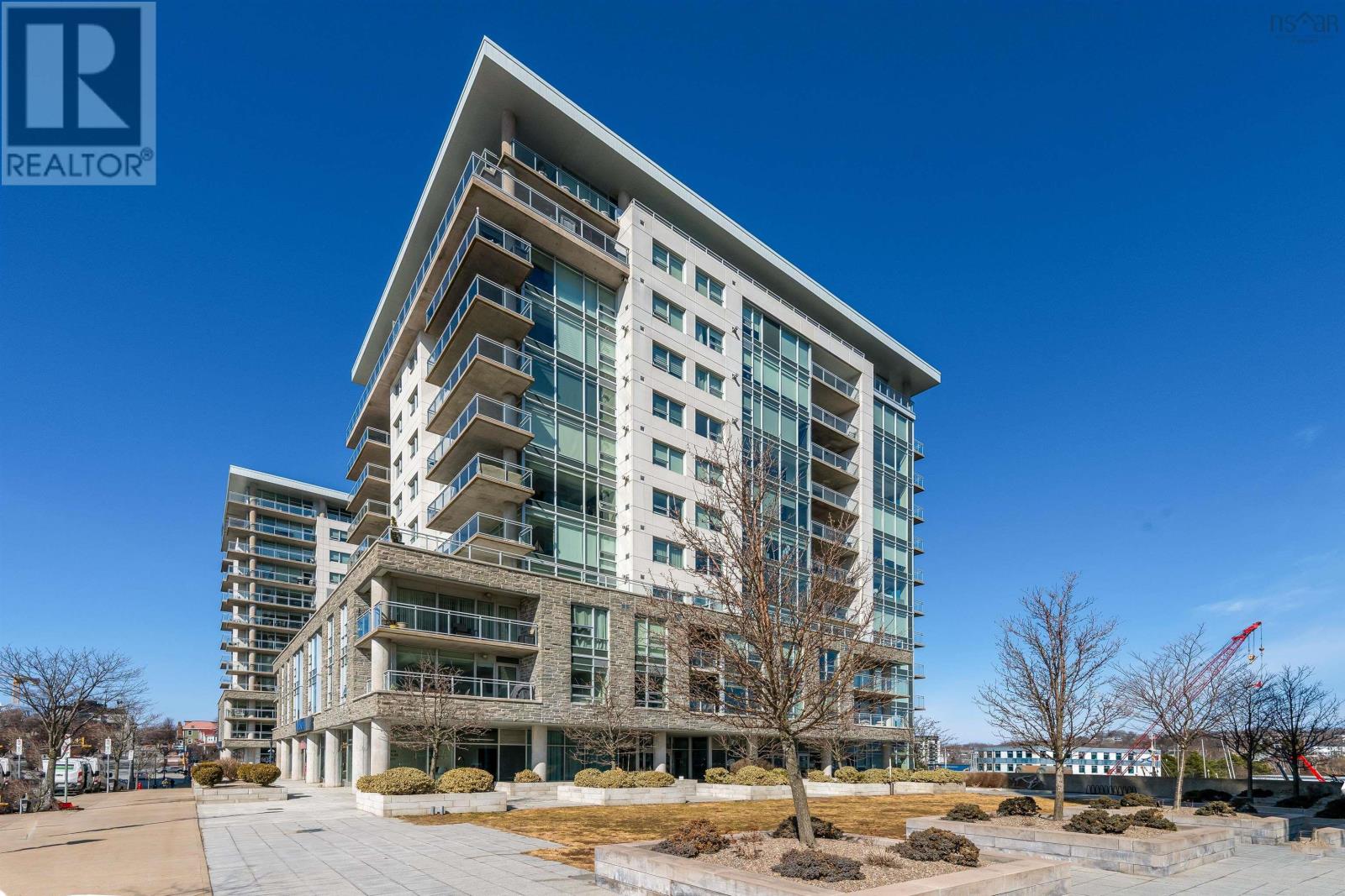 Property 21 of 26 of 806 31 Kings Wharf Place