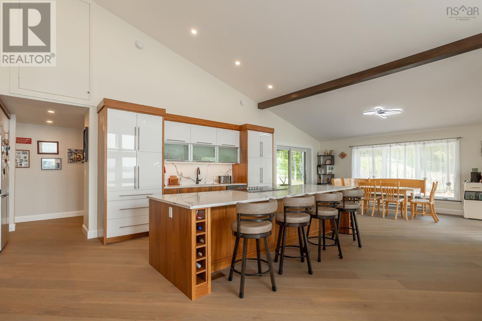 Property 21 of 50 of 2918 Granville Road