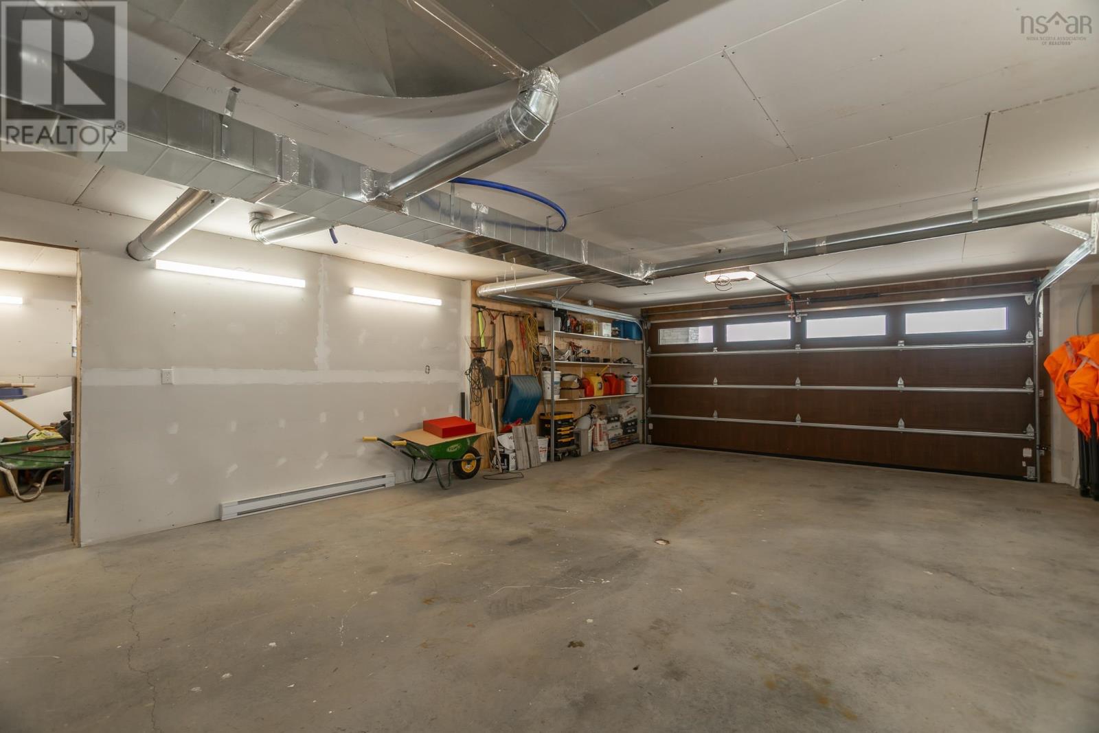 Property 14 of 50 of 2918 Granville Road