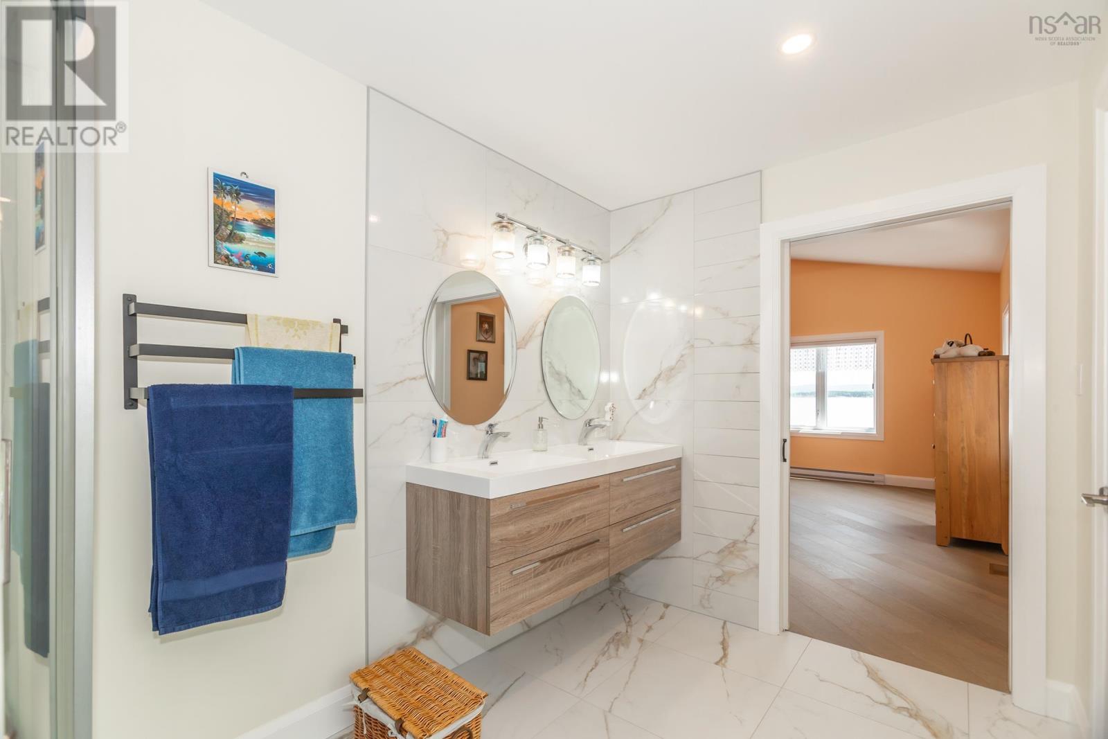 Property 48 of 50 of 2918 Granville Road