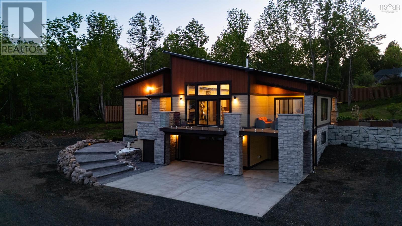 Property 36 of 50 of 2918 Granville Road