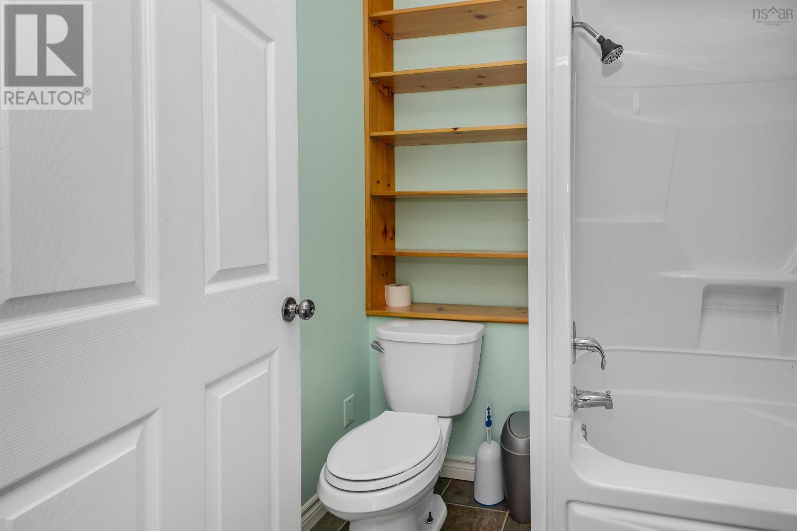 Property 25 of 32 of 44 Archibald Avenue