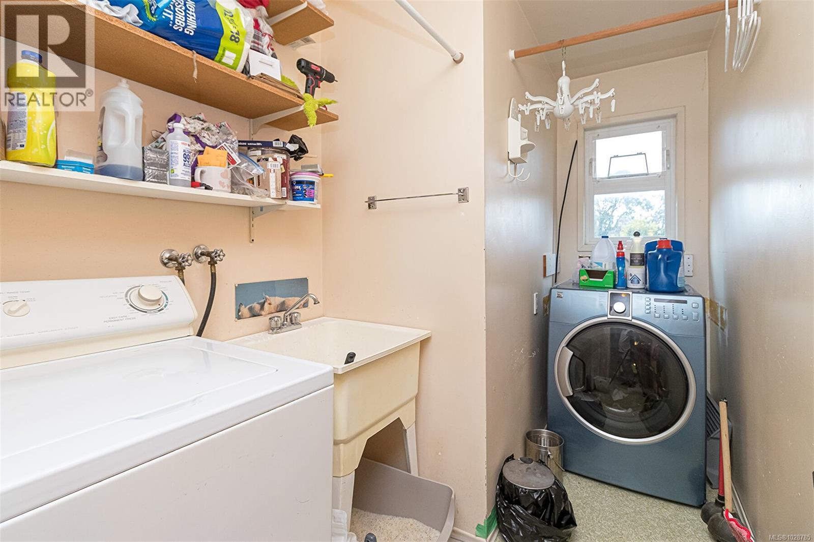 Single Family House for Sale in  Lang St Victoria 