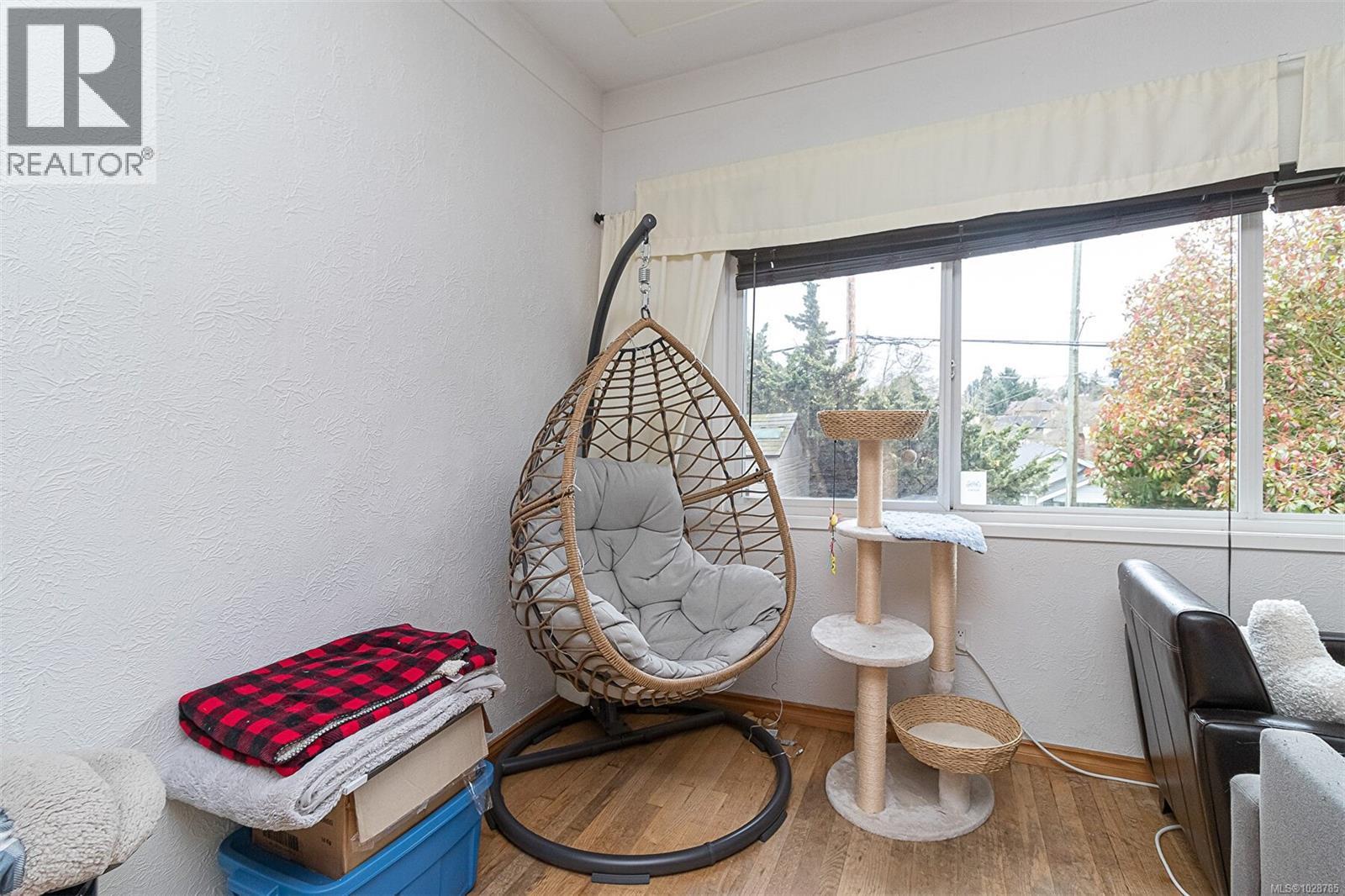 Single Family House for Sale in  Lang St Victoria 