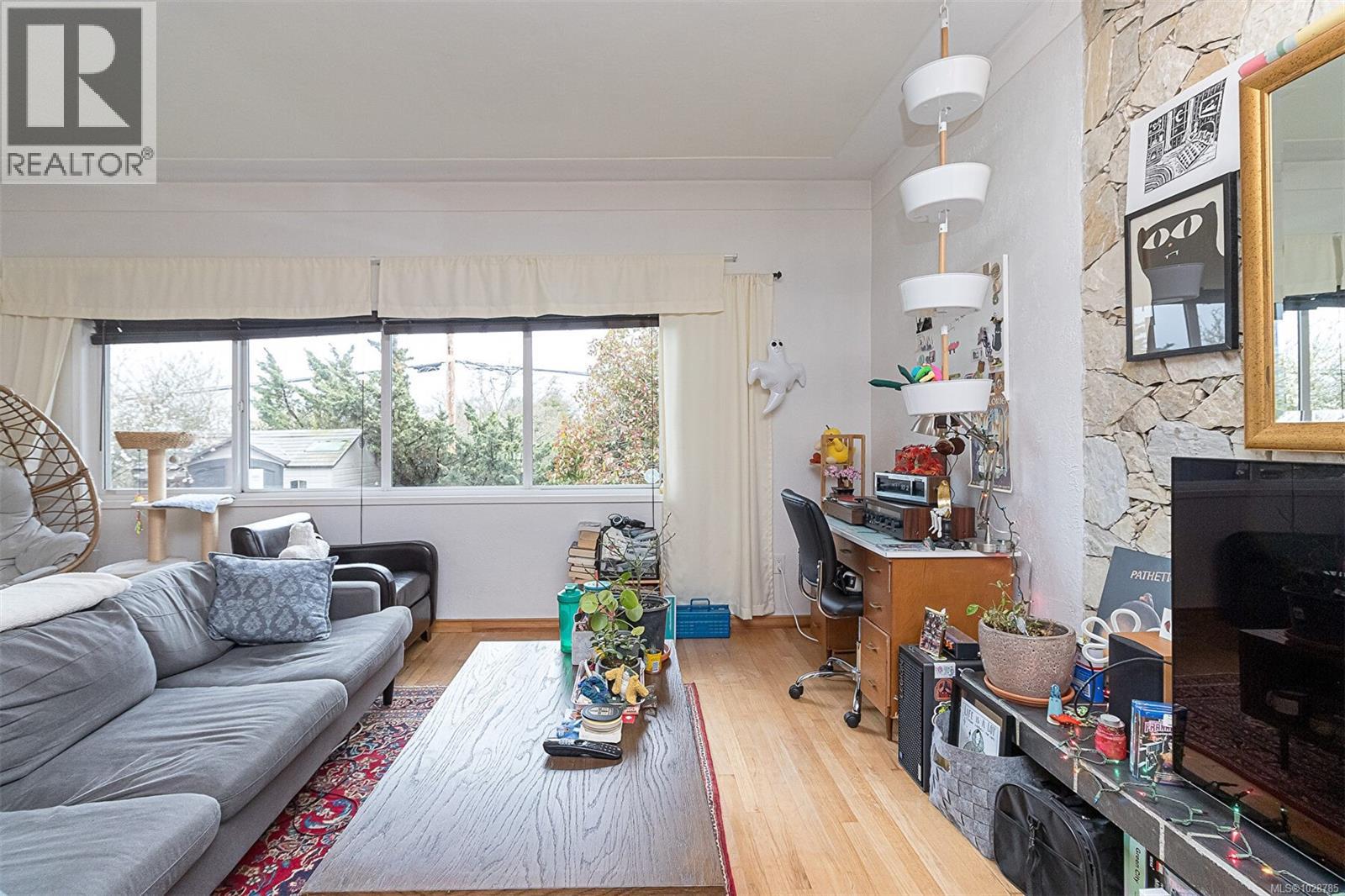 Single Family House for Sale in  Lang St Victoria 