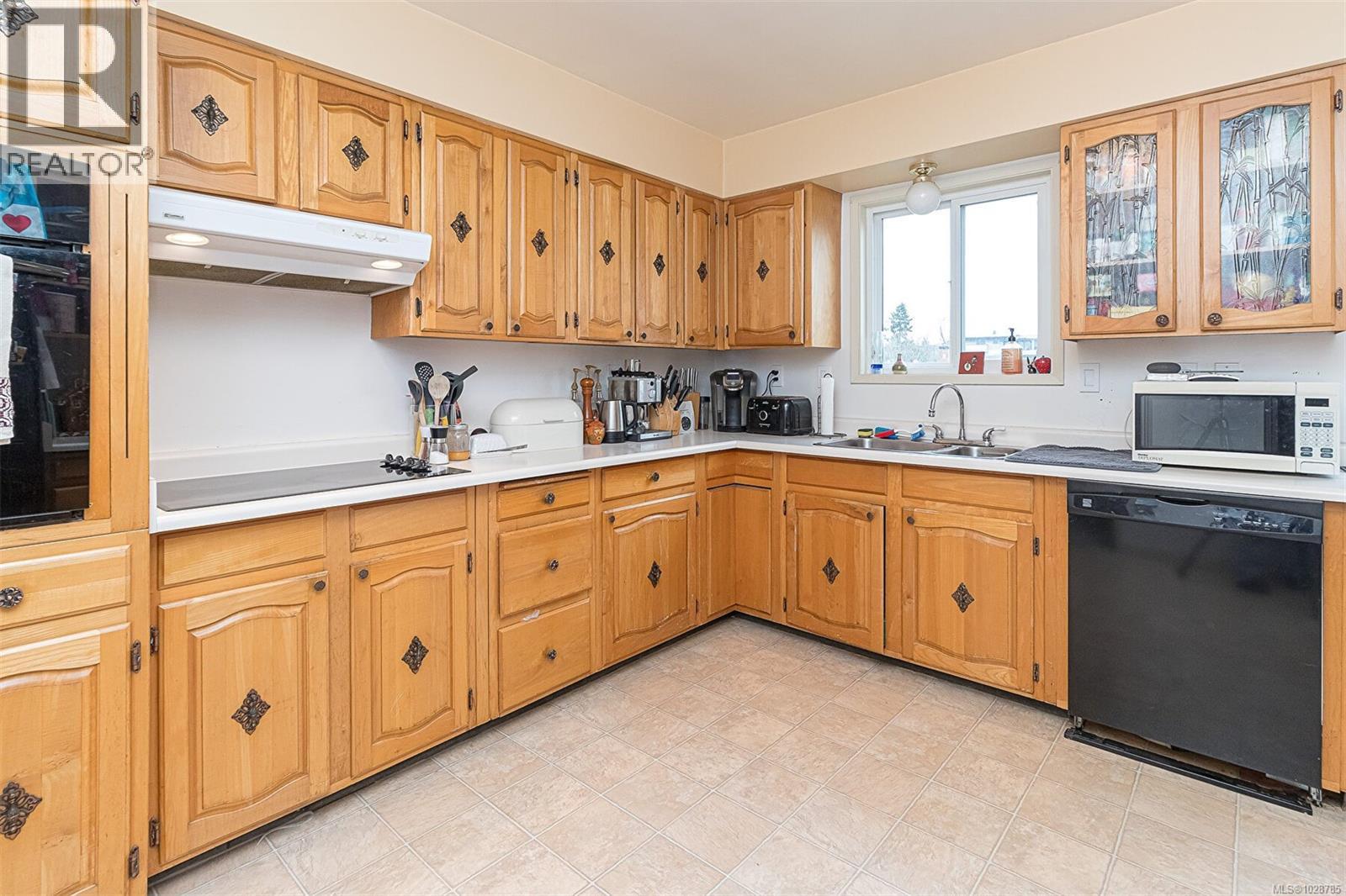 Single Family House for Sale in  Lang St Victoria 