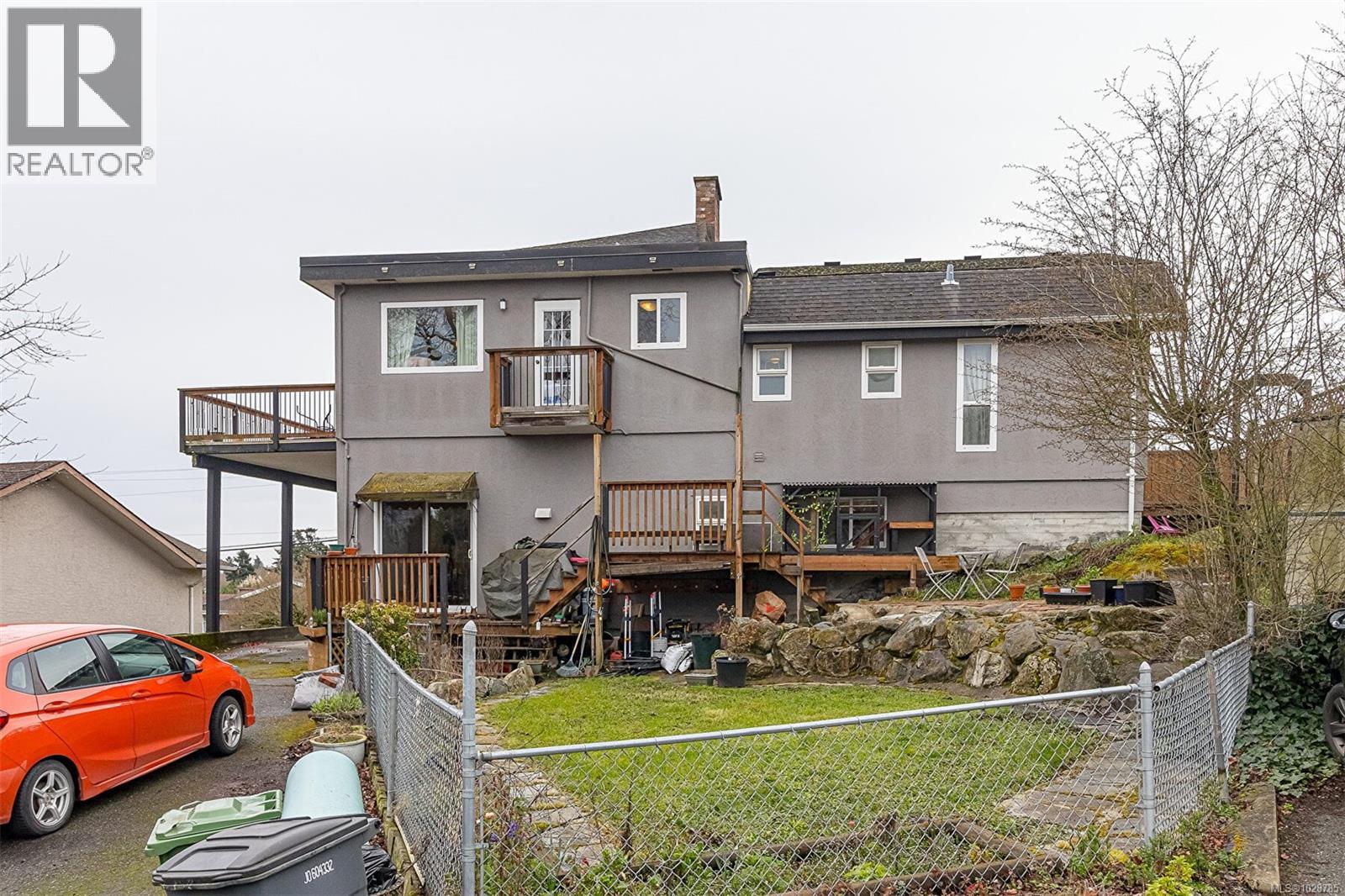 Single Family House for Sale in  Lang St Victoria 