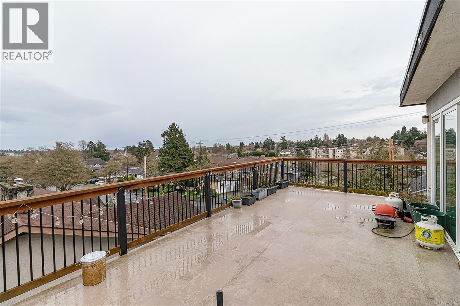 Single Family House for Sale in  Lang St Victoria 