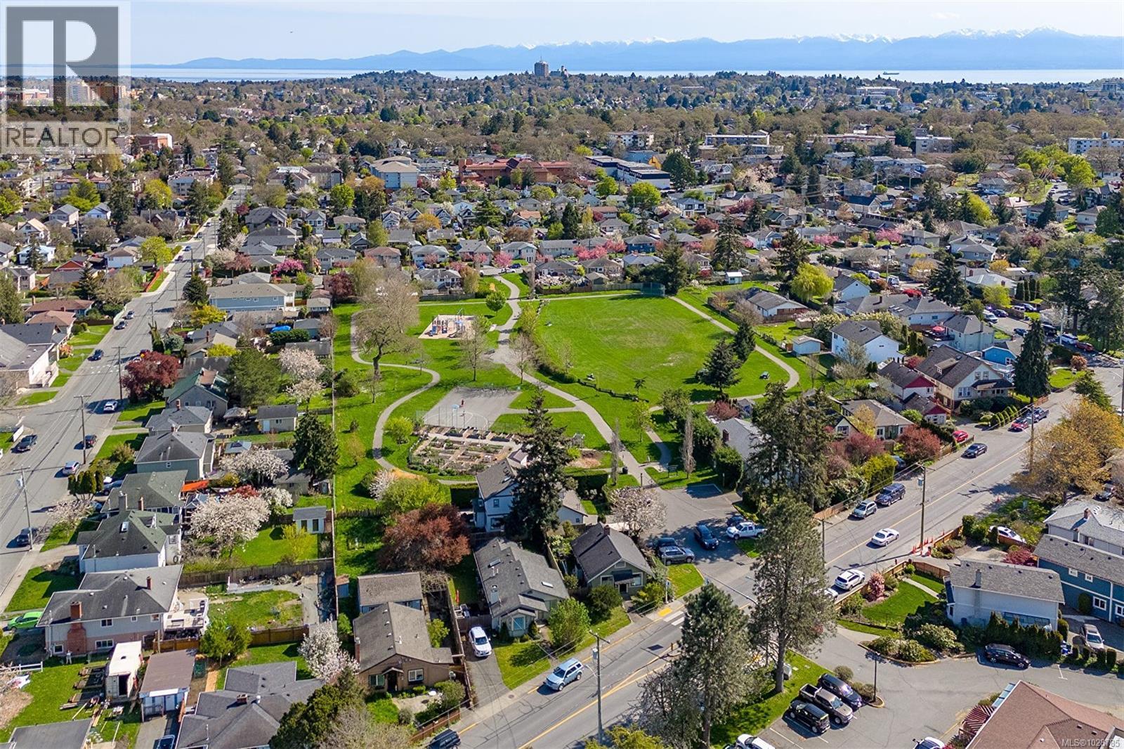 Single Family House for Sale in  Lang St Victoria 