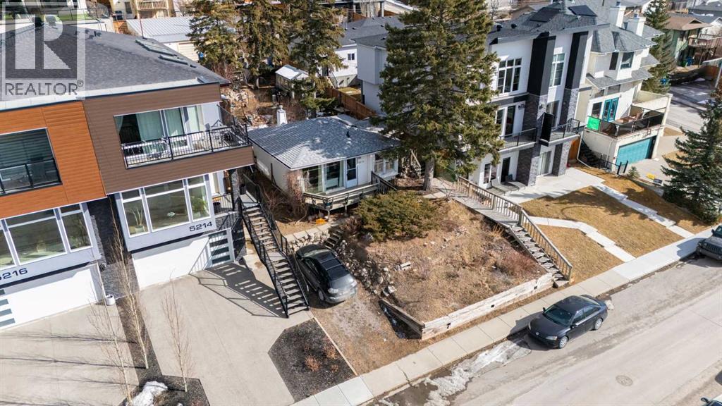 Single Family House Bungalow for Sale in   Avenue NW Montgomery Calgary 