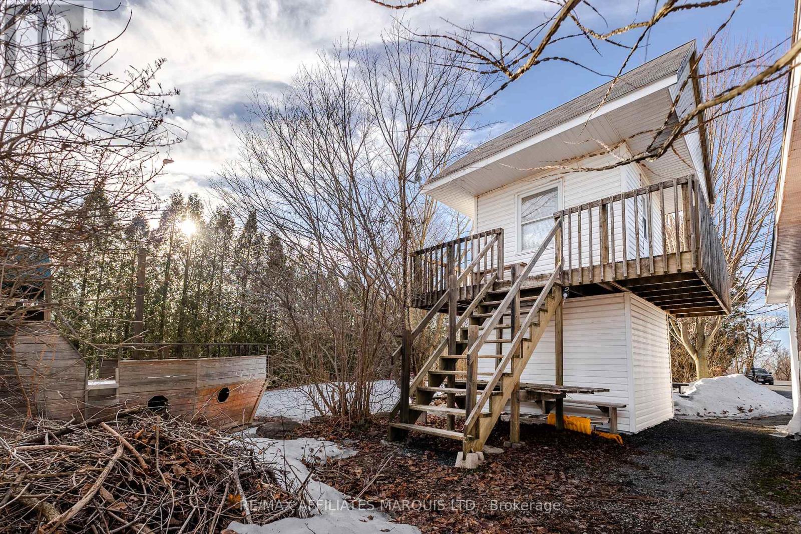 18824 GLEN ROAD — photo 43