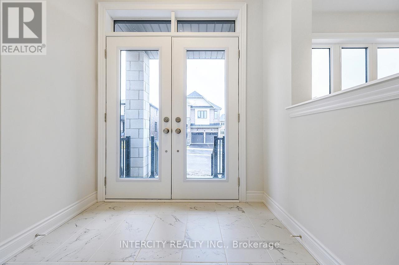 51 BOSTOCK DRIVE - 4