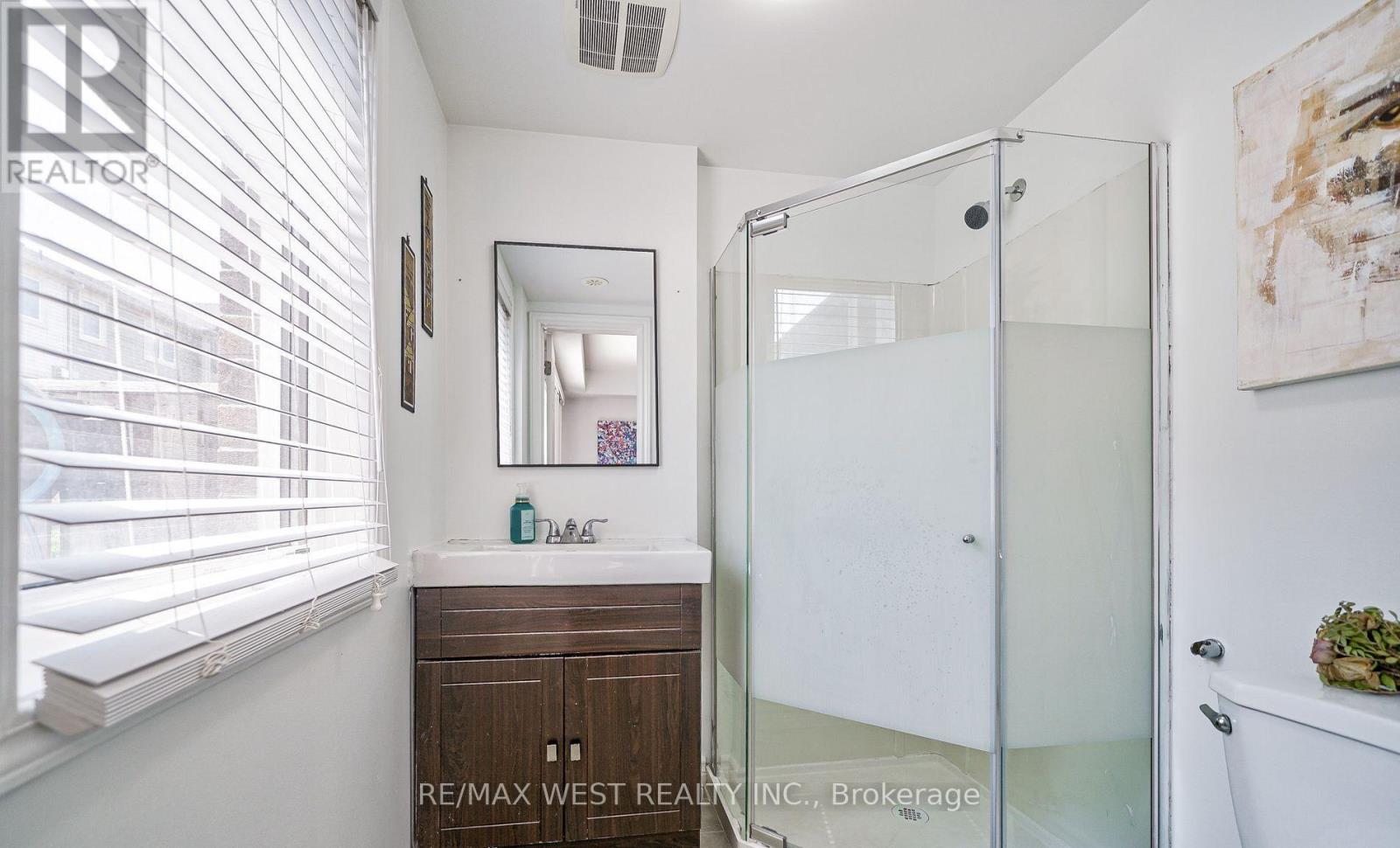 13 MIDHOPE WAY - 7