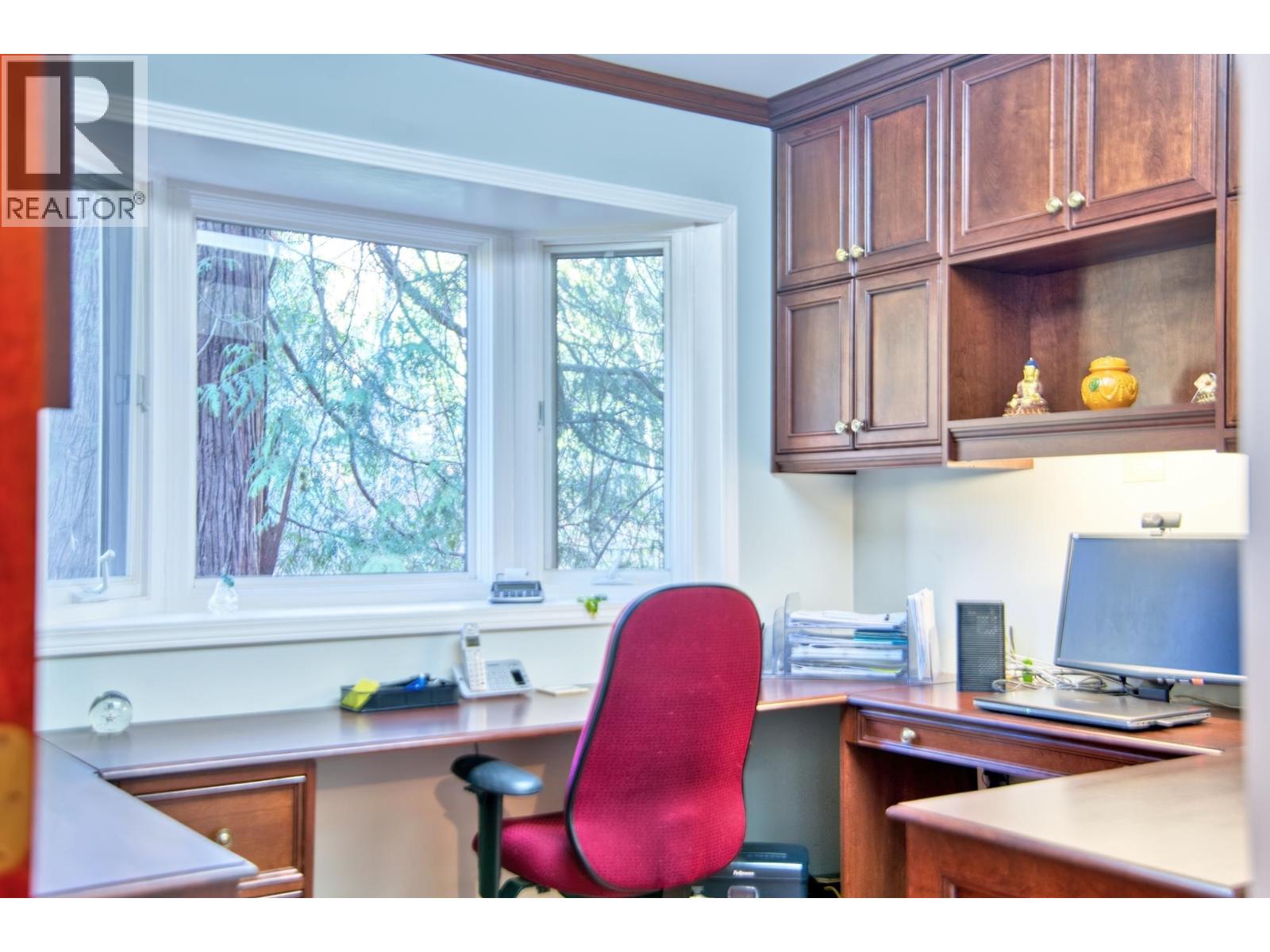 5479-5487 BROOKS ROAD, Halfmoon Bay