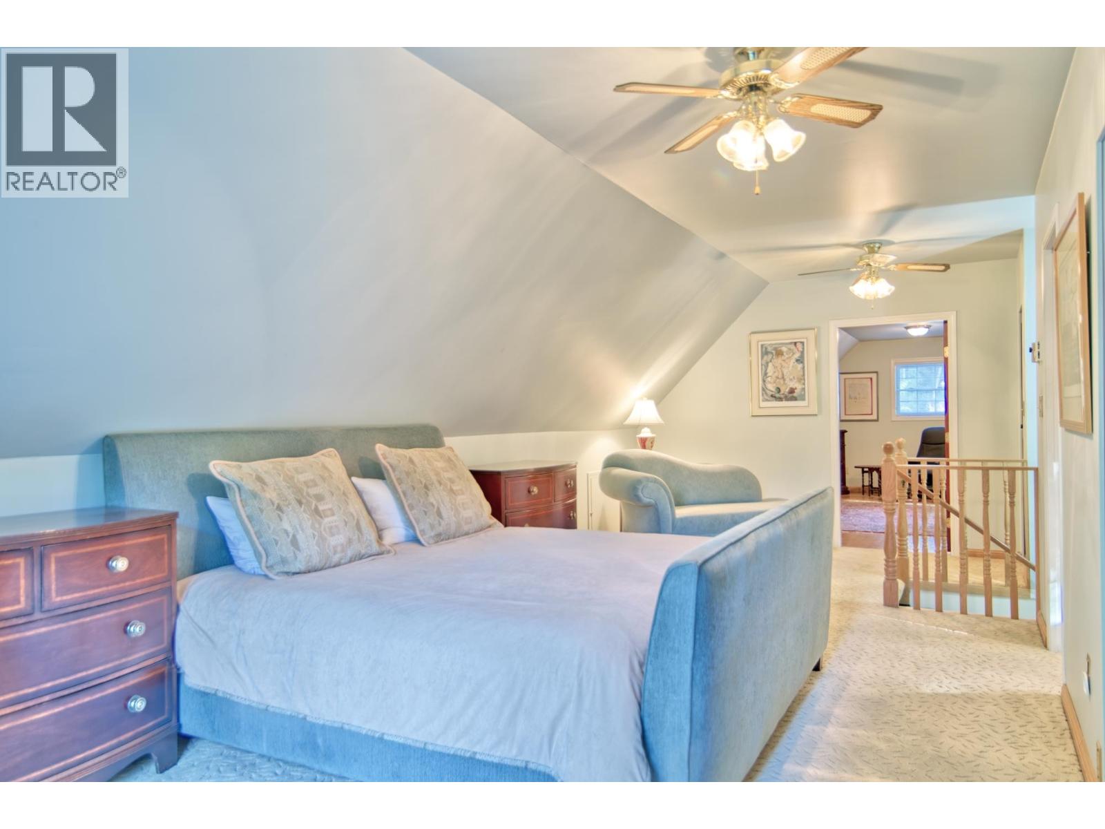 5479-5487 BROOKS ROAD, Halfmoon Bay