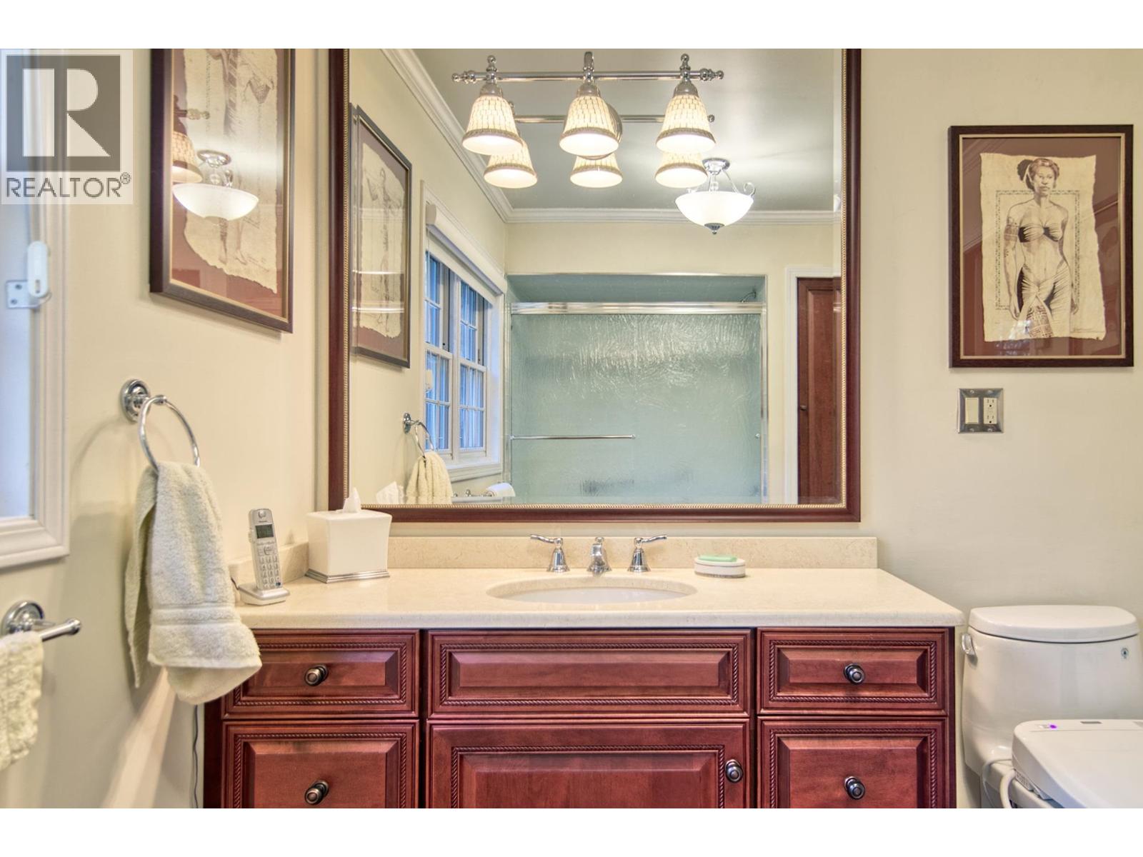 5479-5487 BROOKS ROAD, Halfmoon Bay