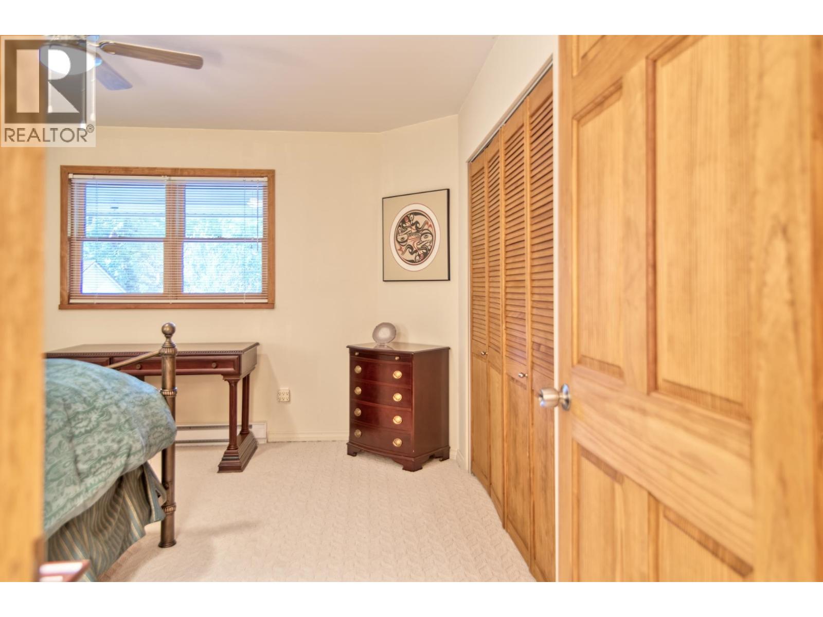 5479-5487 BROOKS ROAD, Halfmoon Bay