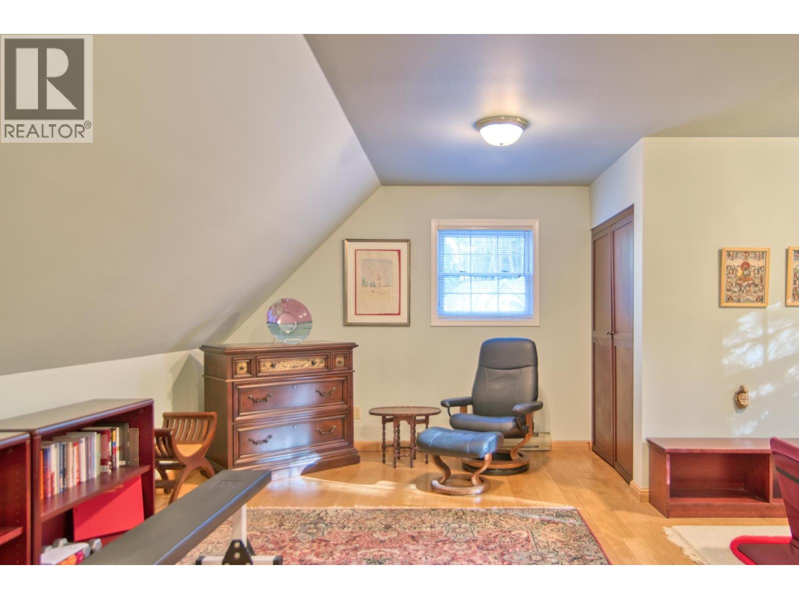 5479-5487 BROOKS ROAD, Halfmoon Bay