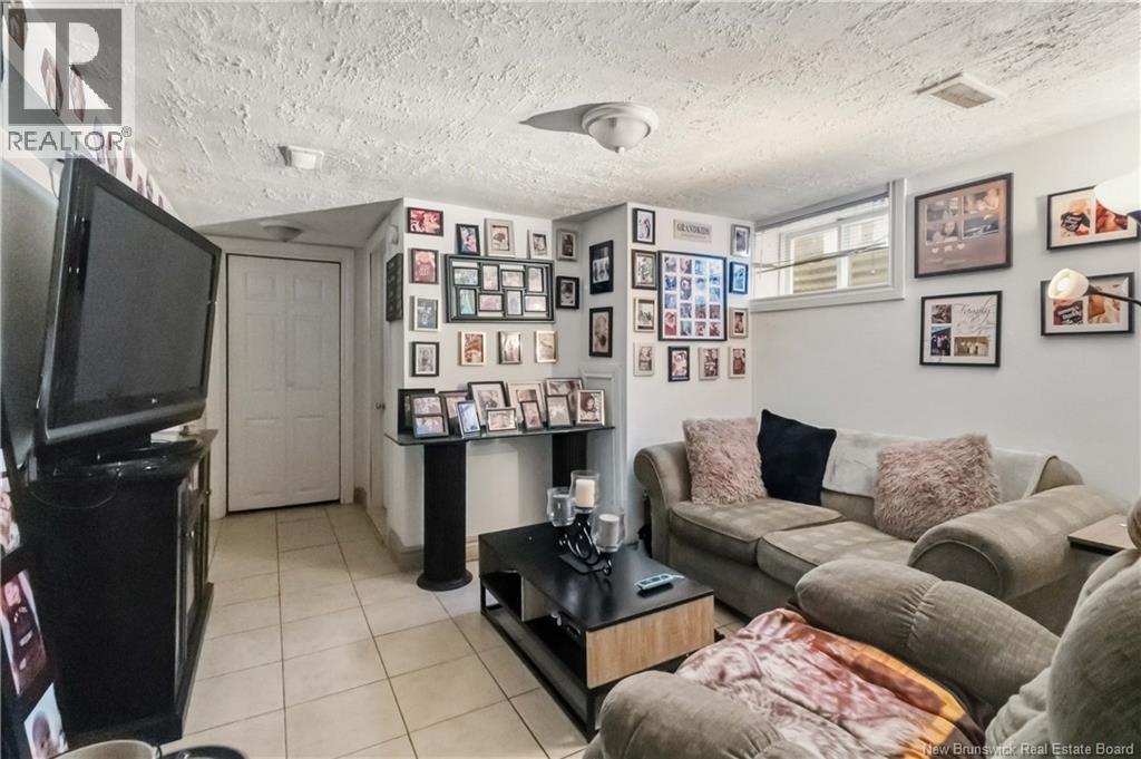 258 JONES STREET - 27