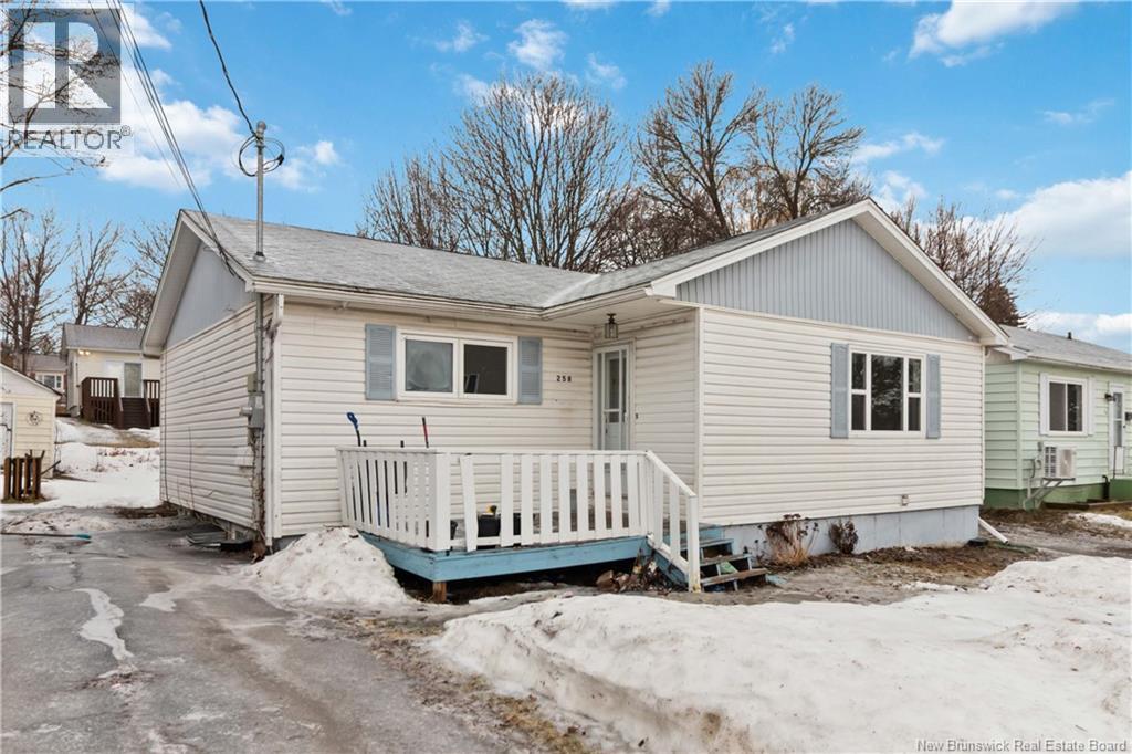 258 JONES STREET - Image 3