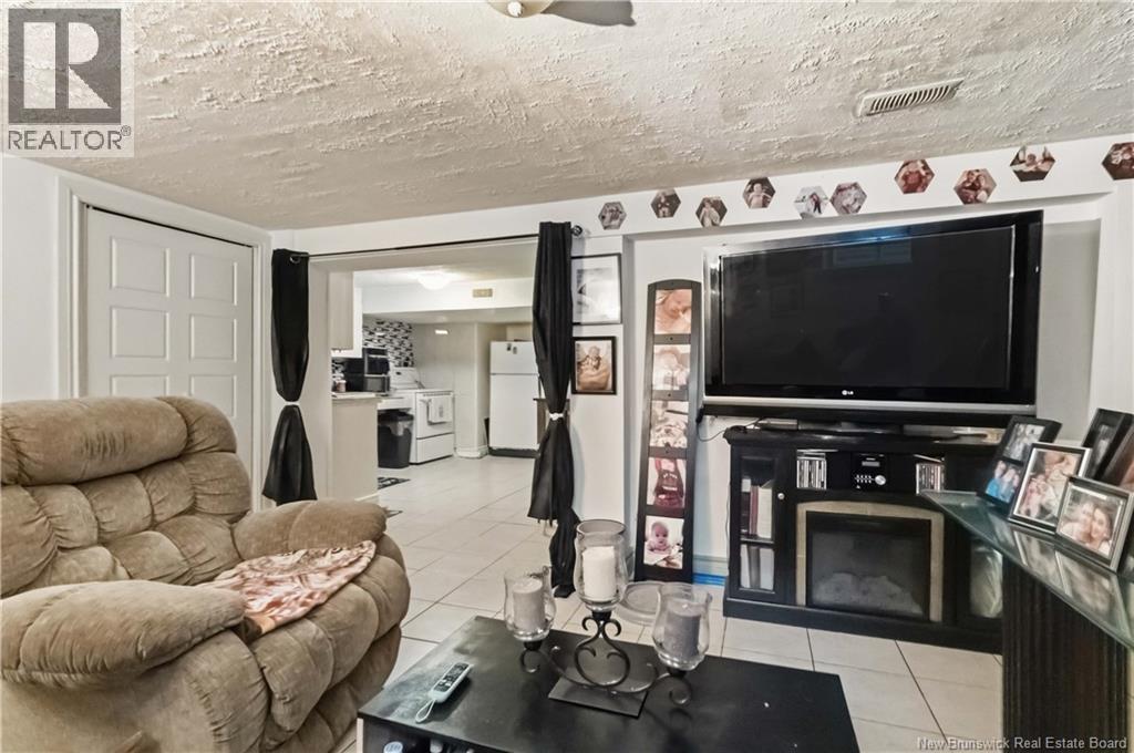 258 JONES STREET - 30