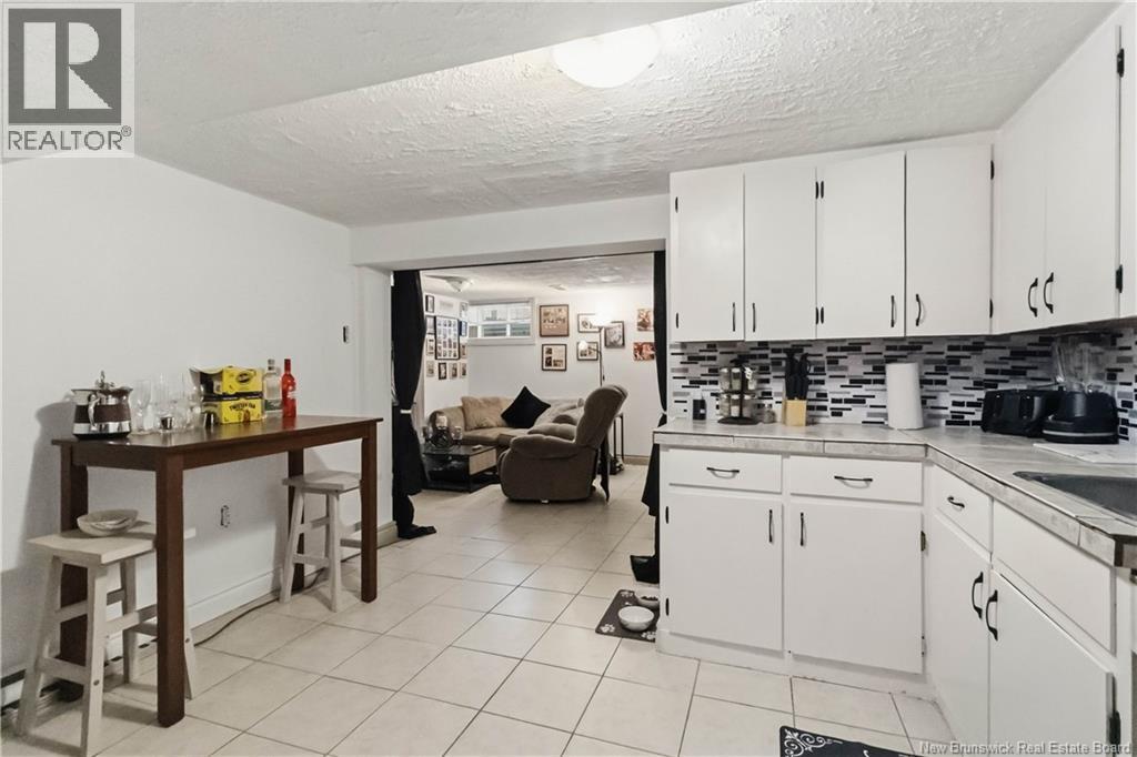 258 JONES STREET - 34