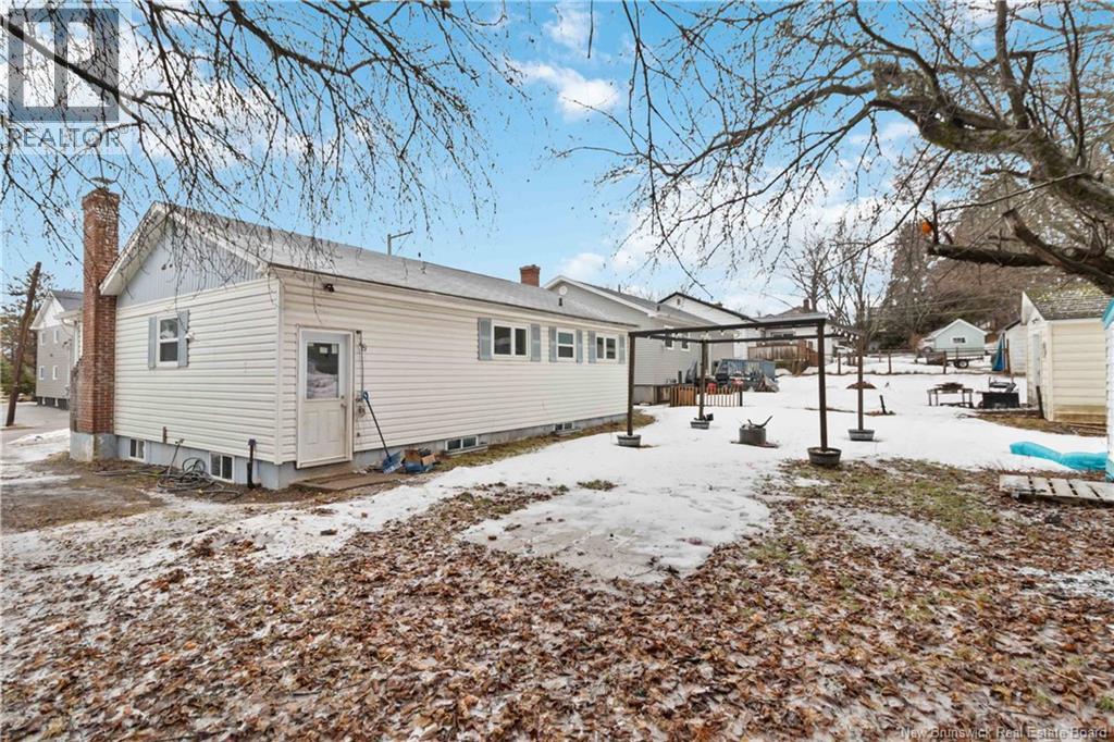 258 JONES STREET - 43