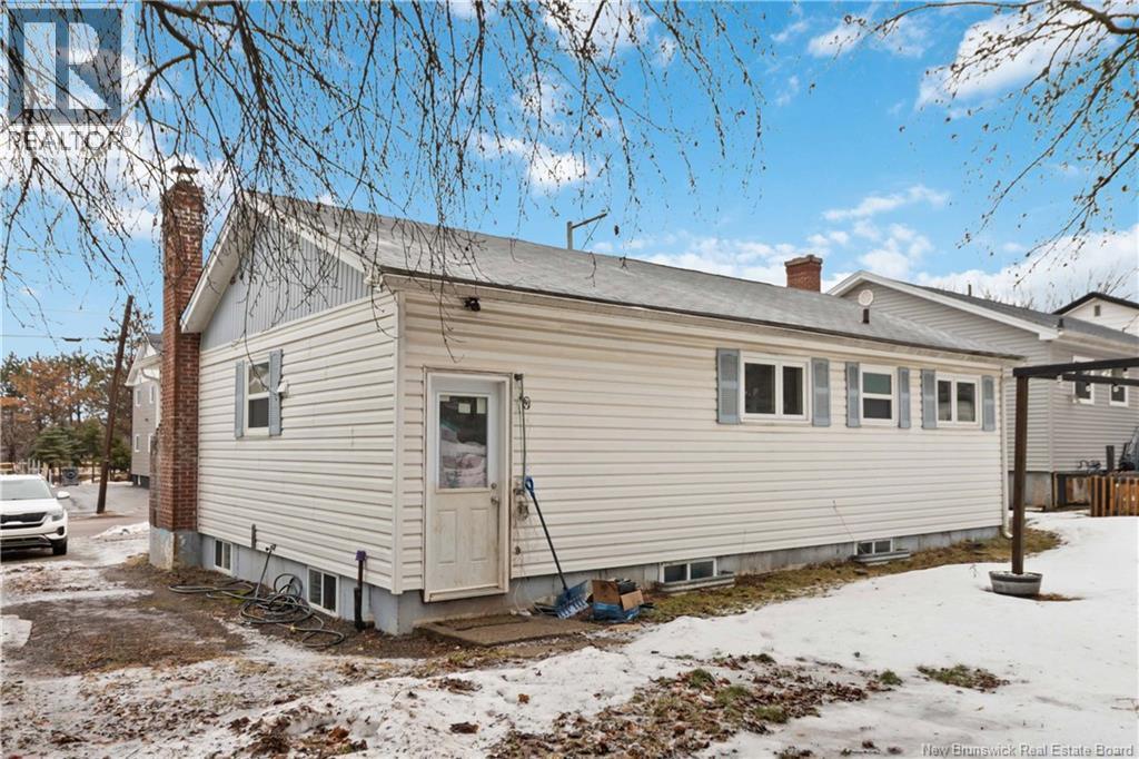 258 JONES STREET - 44
