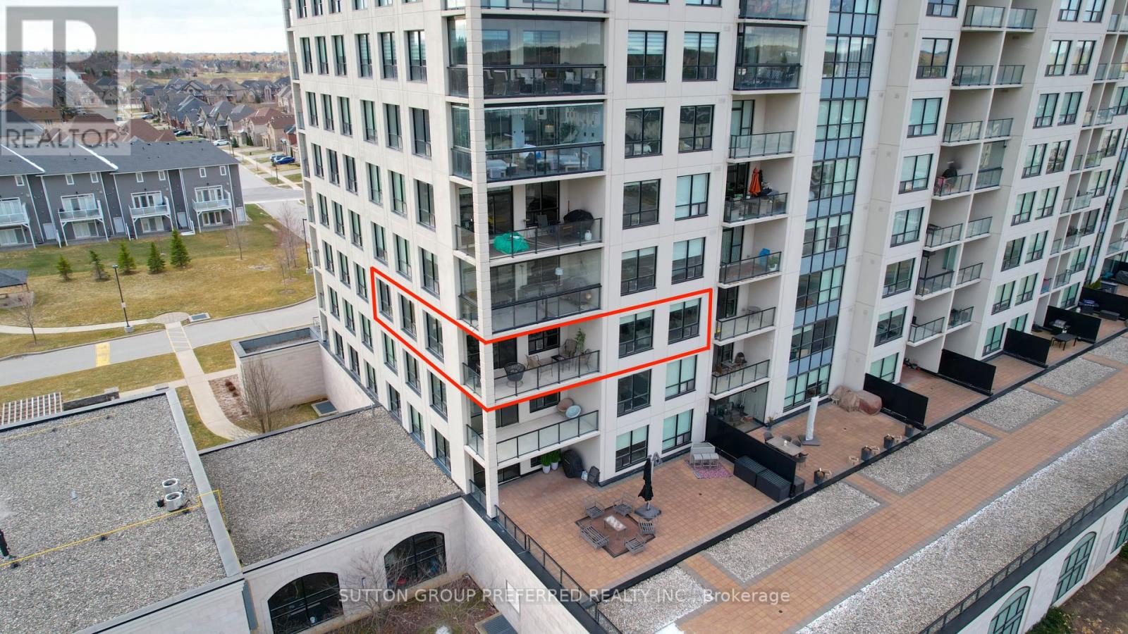404 - 260 VILLAGEWALK BOULEVARD — photo 29